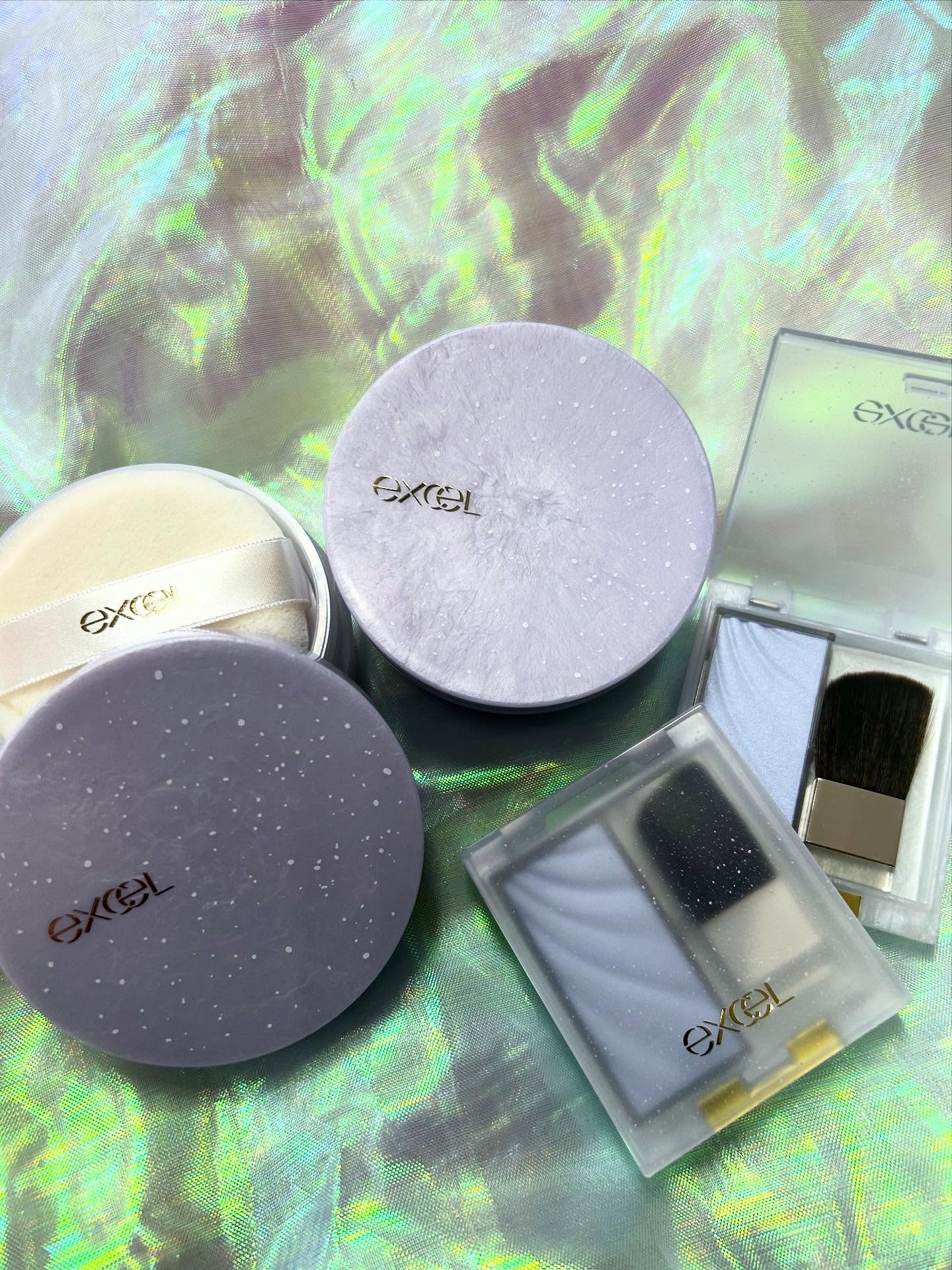 ドレープド シマーグロウ DS04 スノーグロウ(限定)/excel/パウダーハイライトを使ったクチコミ（1枚目）