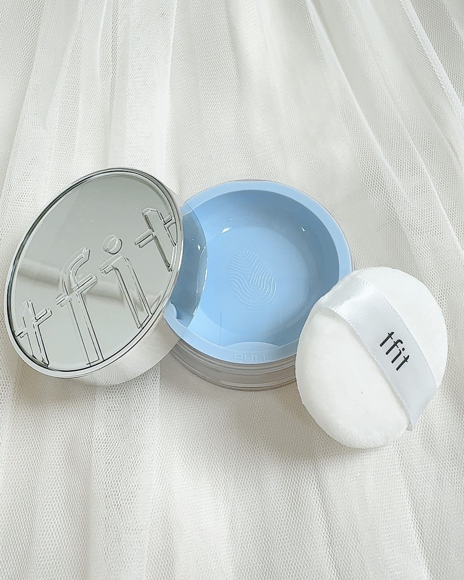 トランスルーセントセットエッセンシャルパウダー/TFIT/ルースパウダーを使ったクチコミ（2枚目）