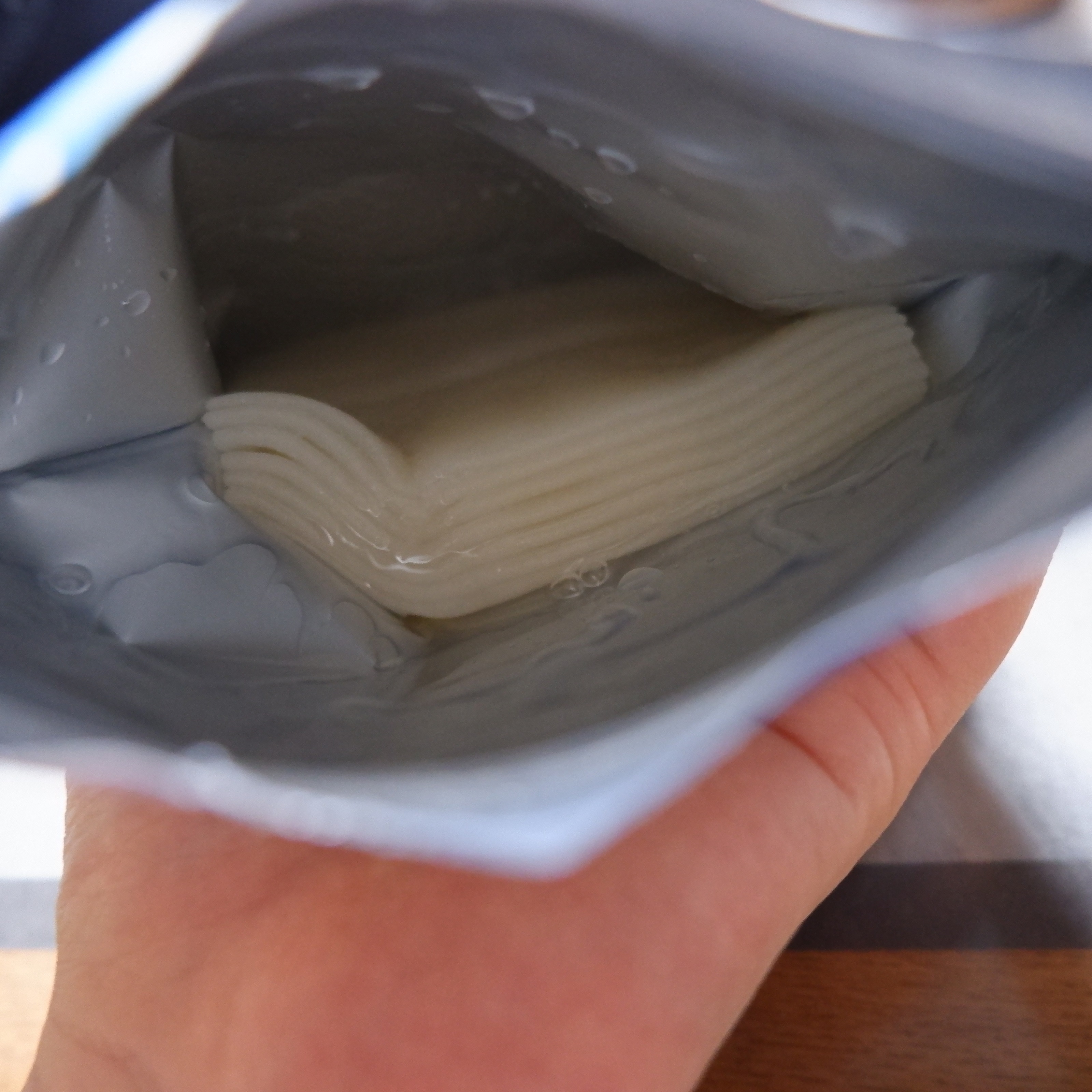 クリアターン　アゼライン酸BOMBマスク/クリアターン/シートマスク・パックを使ったクチコミ（2枚目）