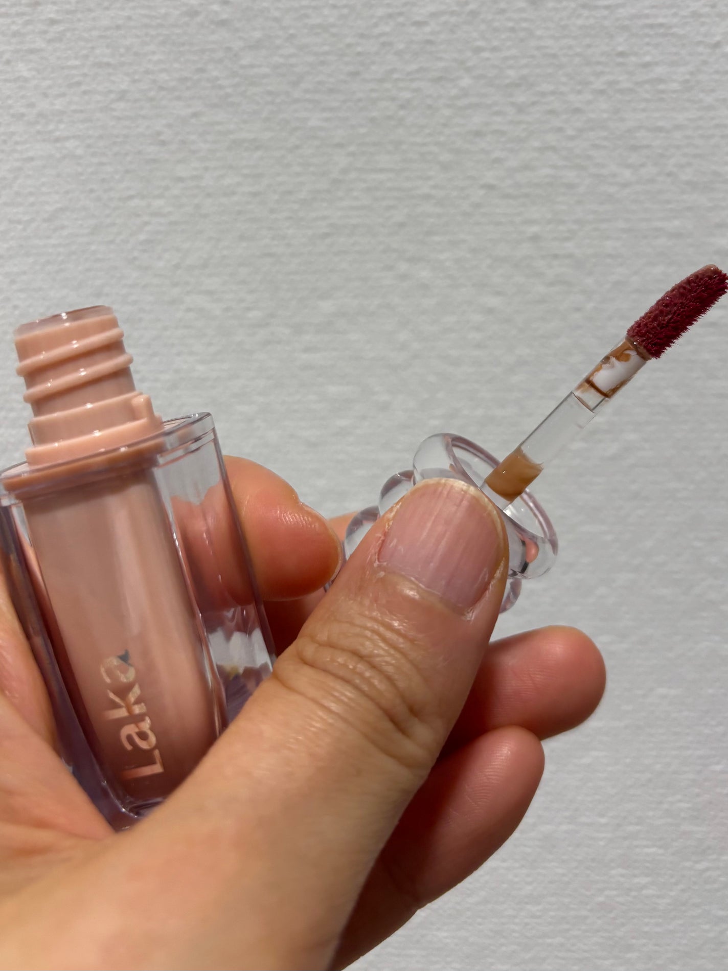 ラカ マキシグレイヤーティント/Laka/リップティントを使ったクチコミ(2枚目)