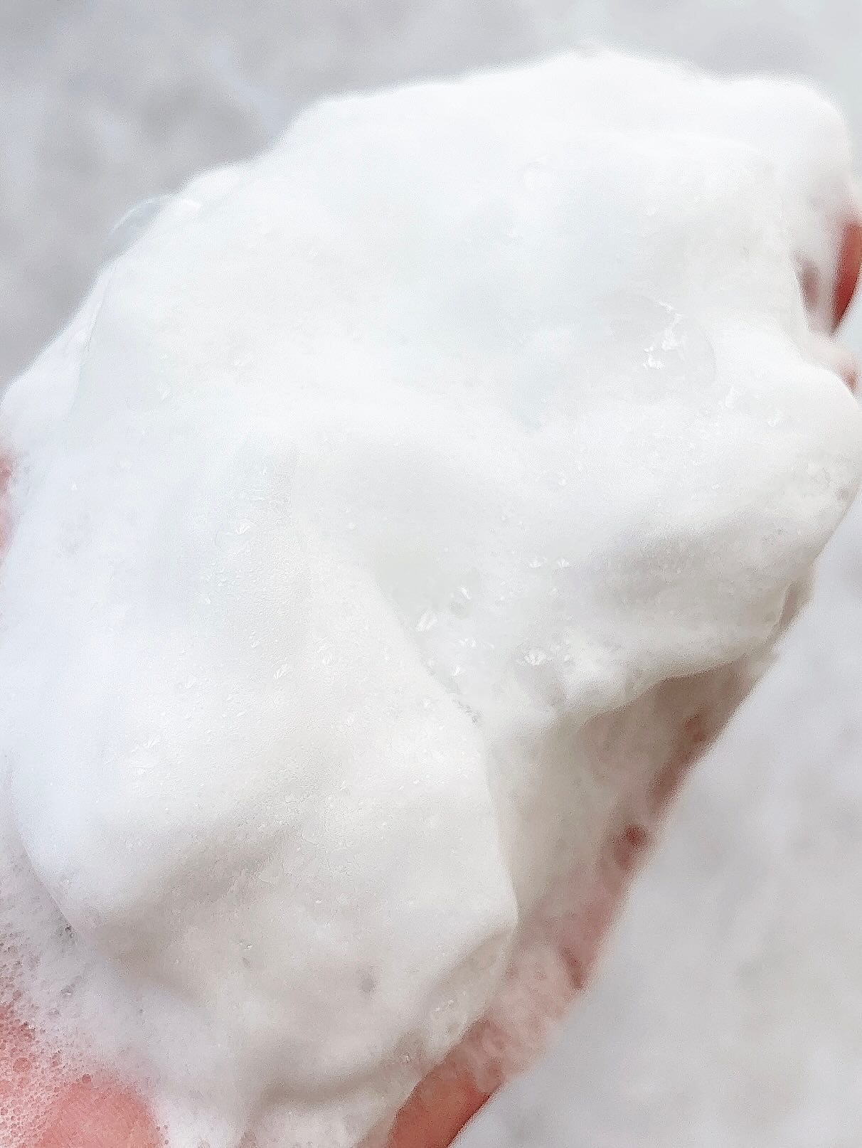 ダヴ ふわとろクリーミースクラブ ザクロ＆シアバター/ダヴ/ボディスクラブを使ったクチコミ（2枚目）