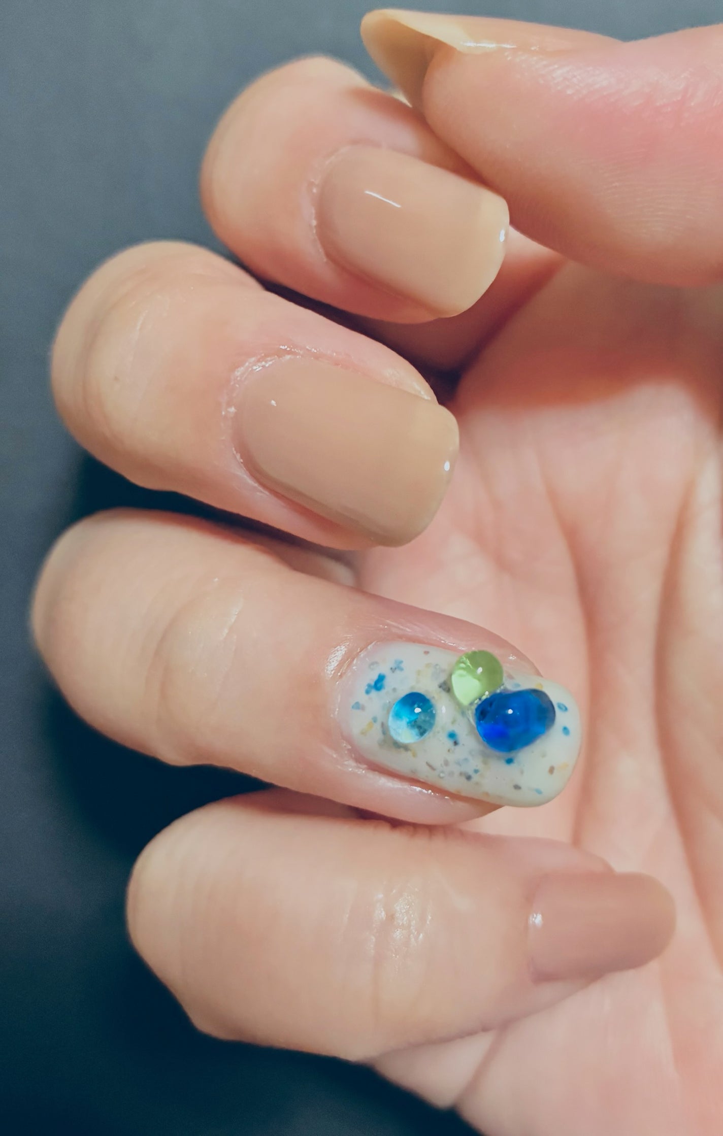 カラフルネイルズ/キャンメイク/マニキュアを使ったクチコミ(2枚目)