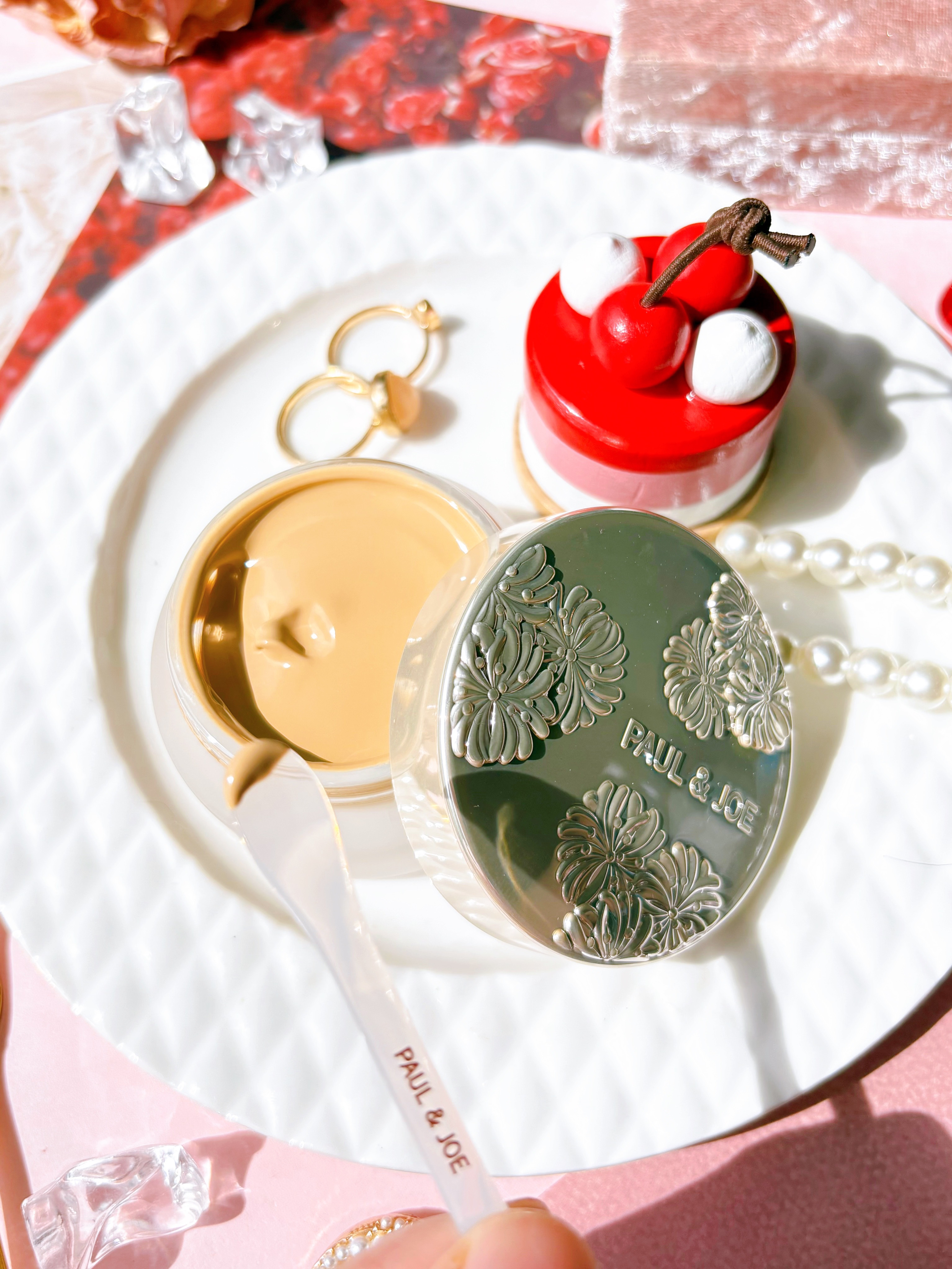 サブライム クリーム ファンデーション/PAUL & JOE BEAUTE/クリーム・エマルジョンファンデーションを使ったクチコミ（2枚目）