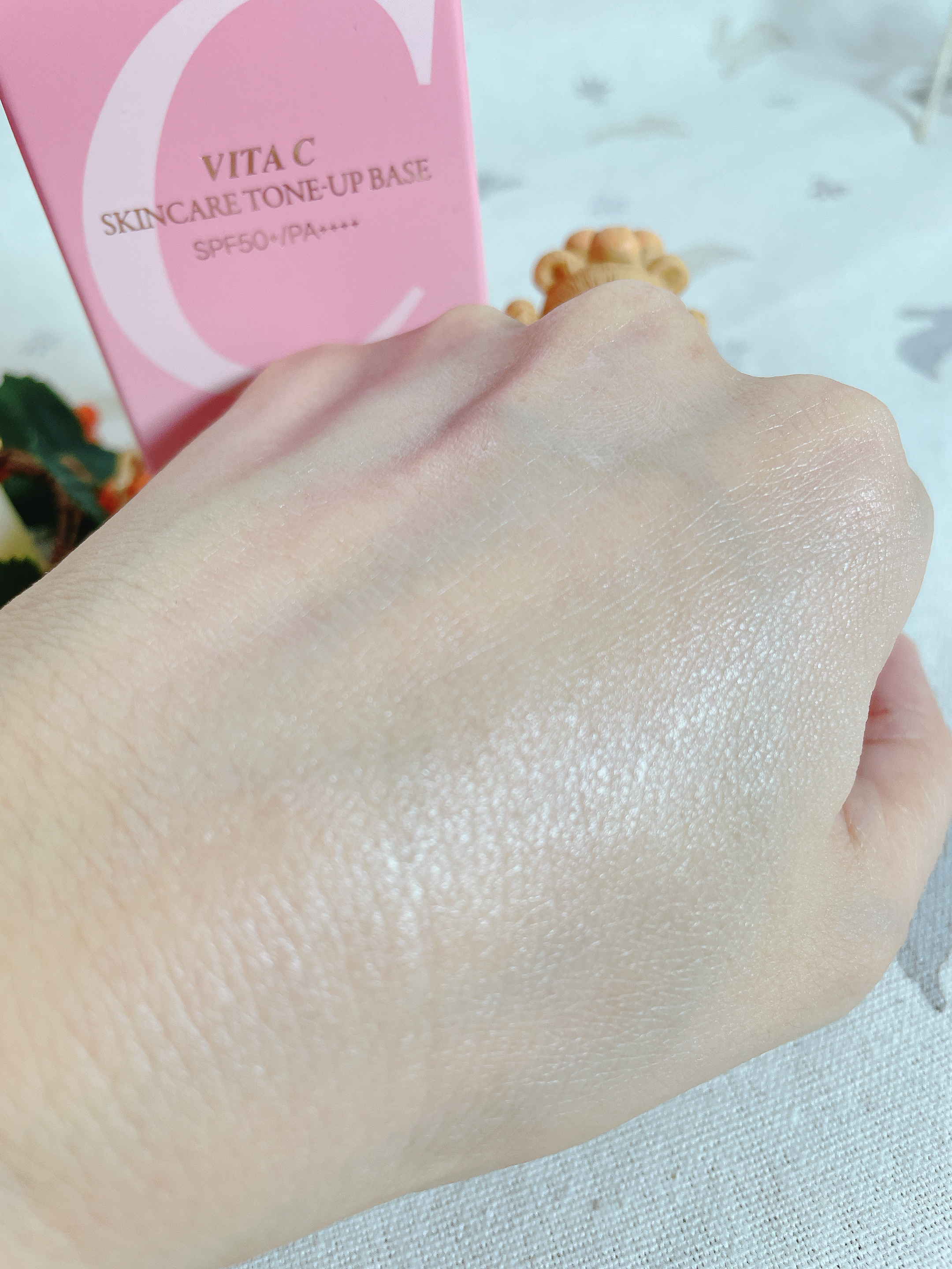 ビタシースキンケアトンアップ化粧下地/AGE20’s/化粧下地を使ったクチコミ（3枚目）