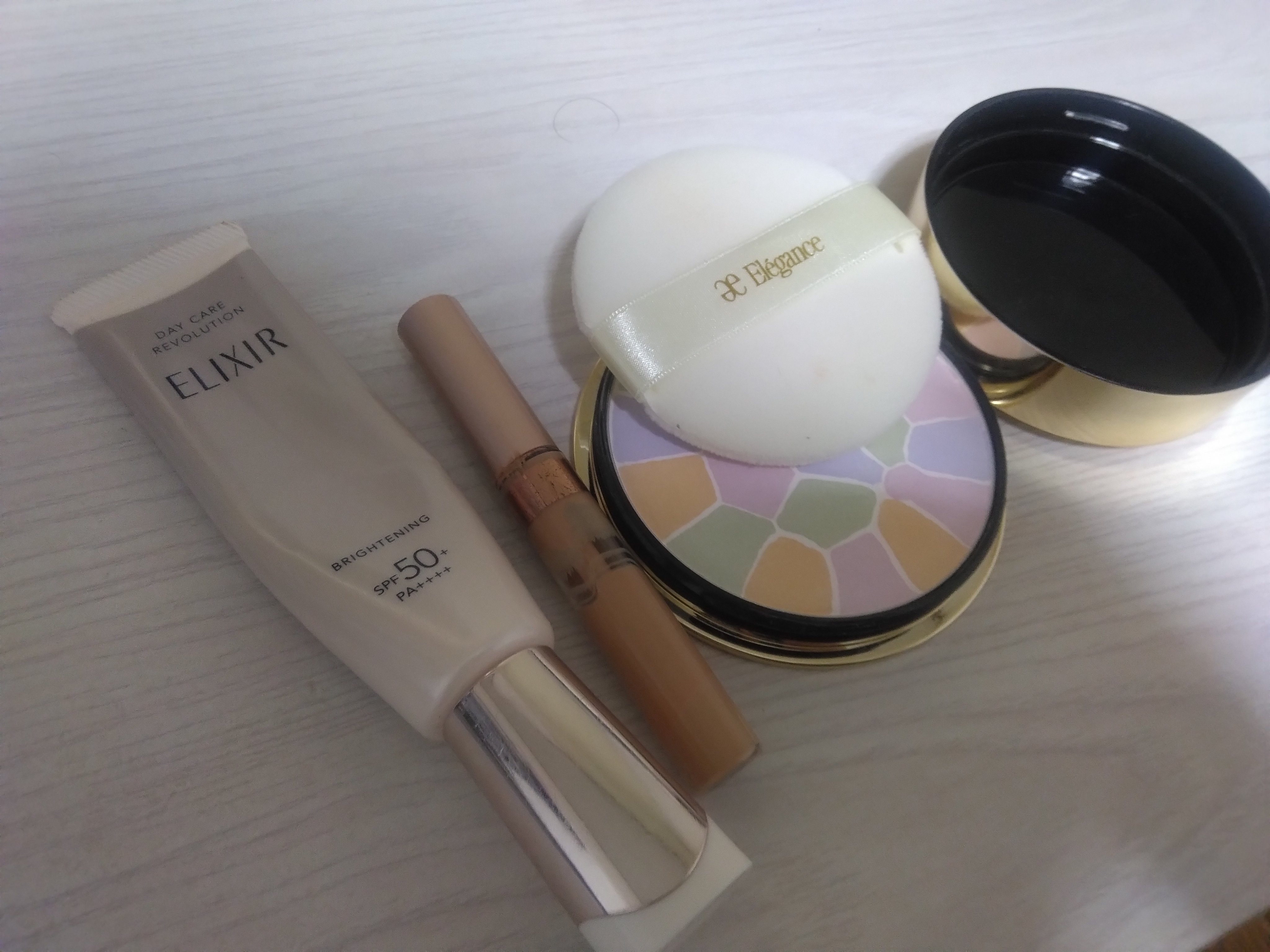 カバー＆ストレッチコンシーラー UV 02 ナチュラルベージュ（新）/キャンメイク/リキッドコンシーラーを使ったクチコミ（1枚目）