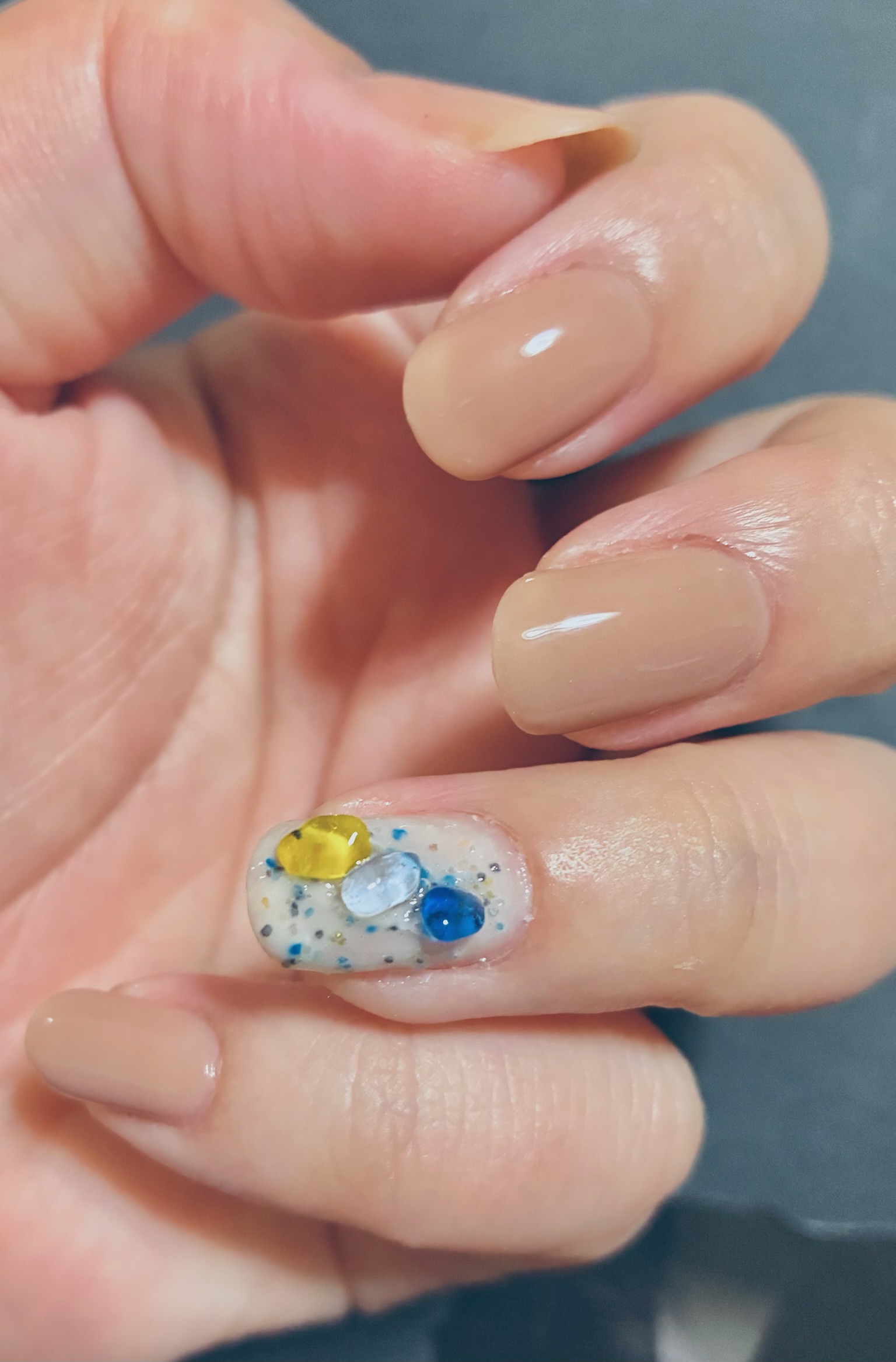 カラフルネイルズ/キャンメイク/マニキュアを使ったクチコミ（3枚目）