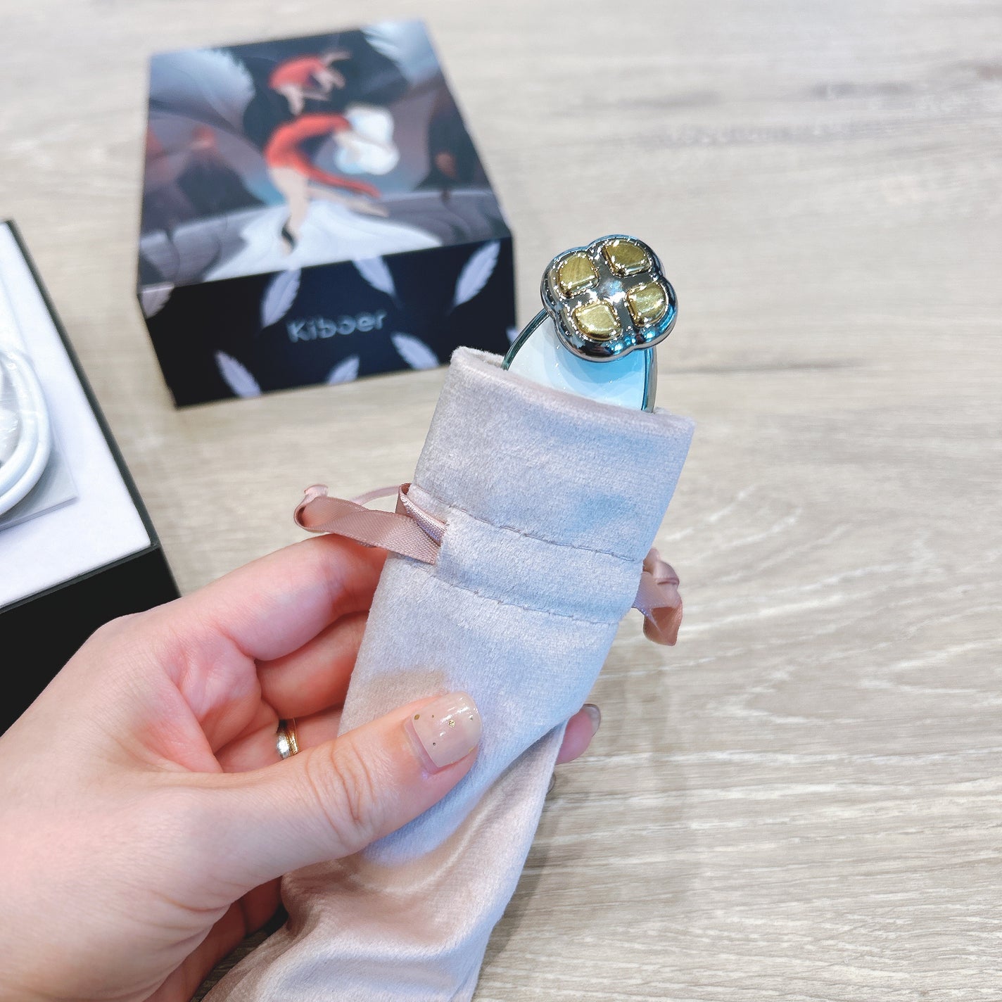 RF目元専用美顔器/Kiboer/美顔器・マッサージを使ったクチコミ(2枚目)