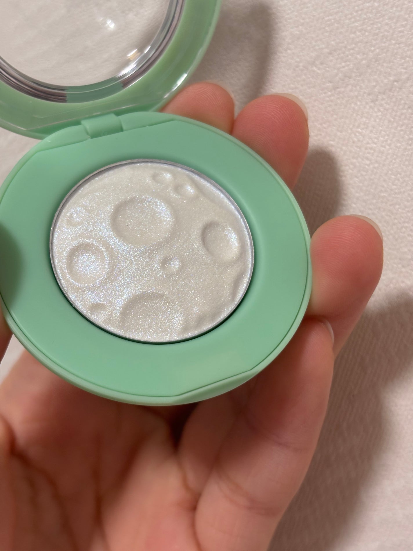 ルナグロウ ハイライター/SHEGLAM/パウダーハイライトを使ったクチコミ(2枚目)