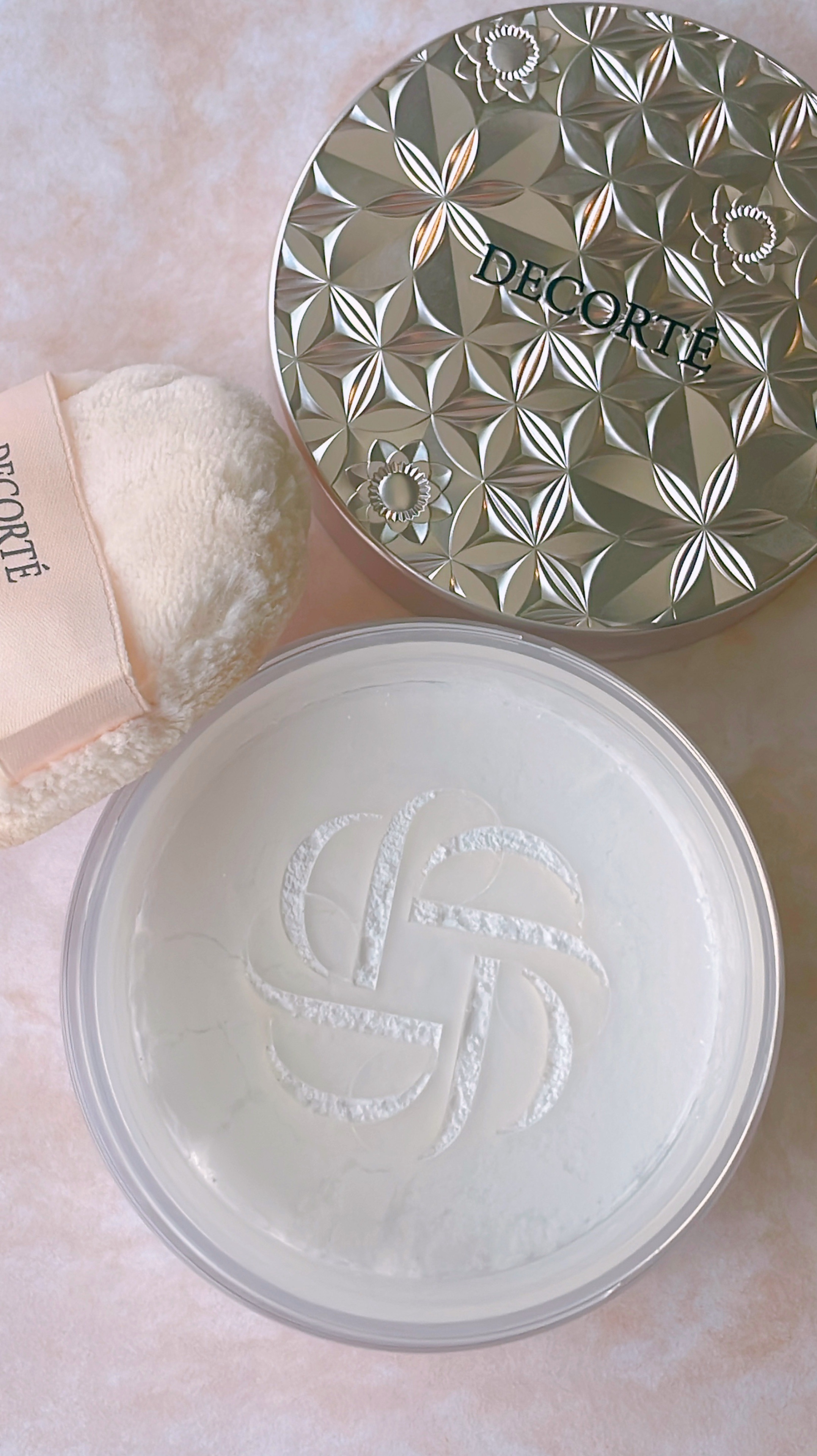 ルース パウダー/DECORTÉ/ルースパウダーを使ったクチコミ（2枚目）