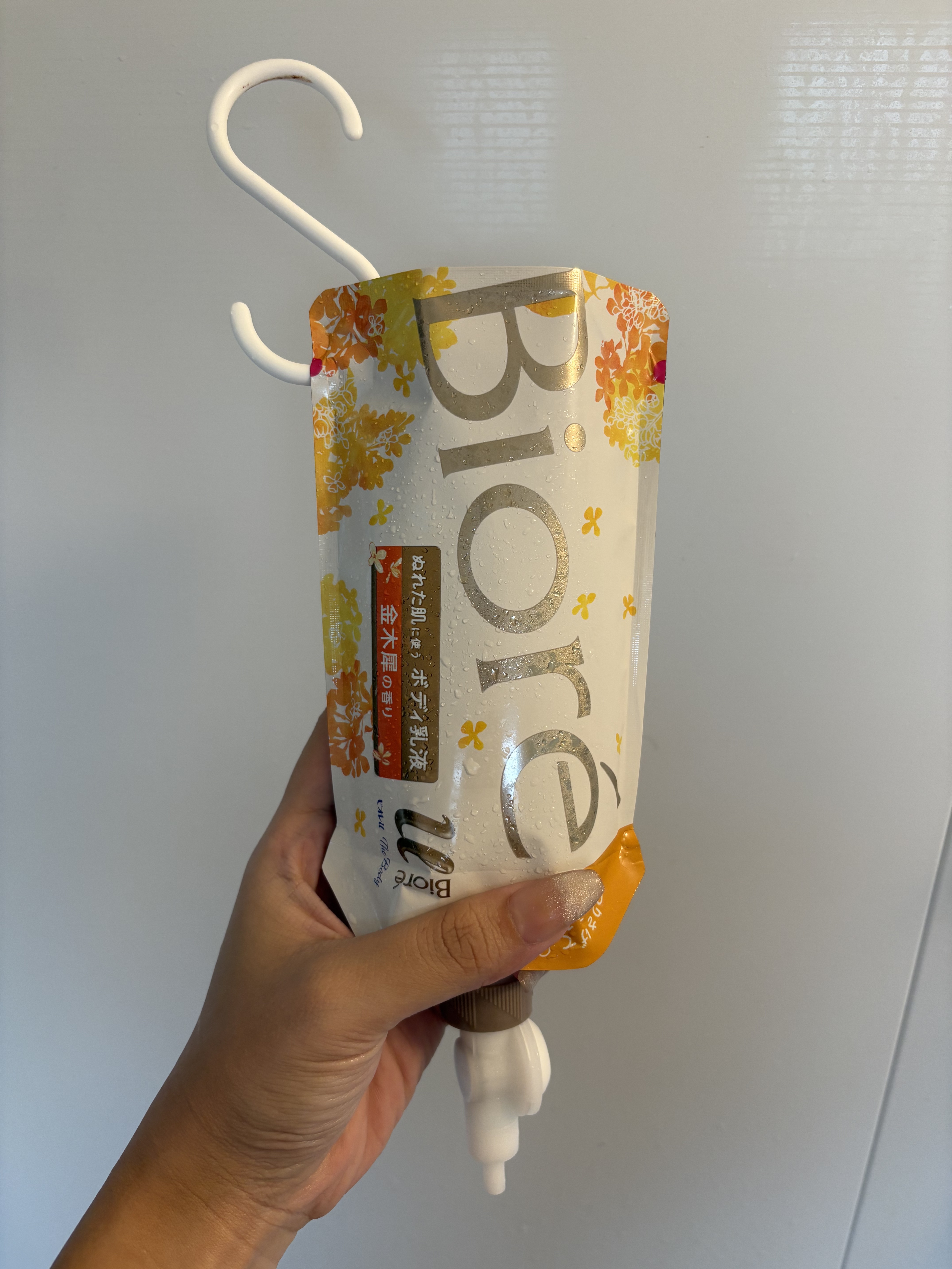 ザ ボディ ぬれた肌に使うボディ乳液 エアリーブーケの香り/ビオレu/ボディミルクを使ったクチコミ（1枚目）