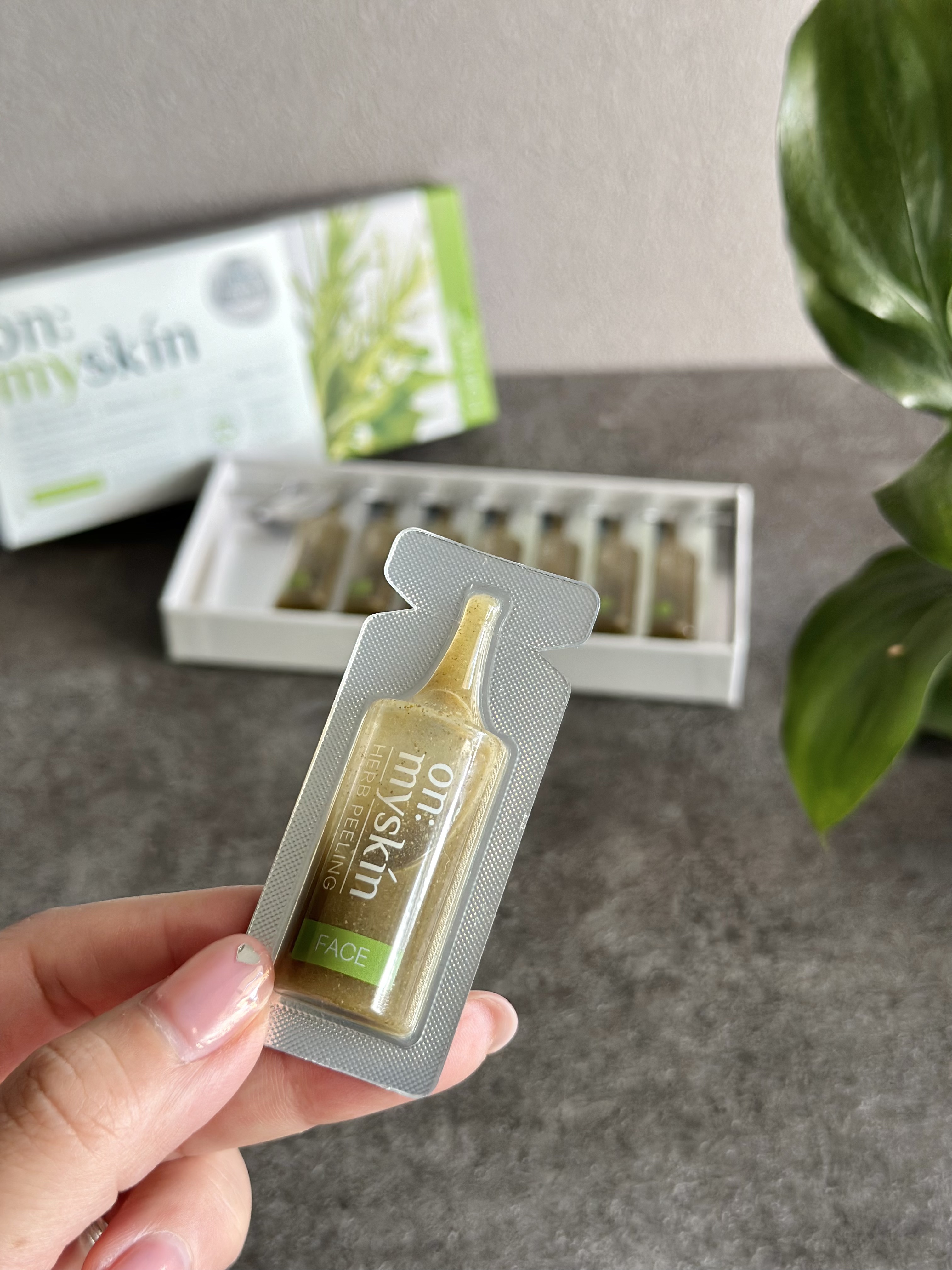 試してみた】ハーブピーリング on:myskinの効果・肌質別の口コミ