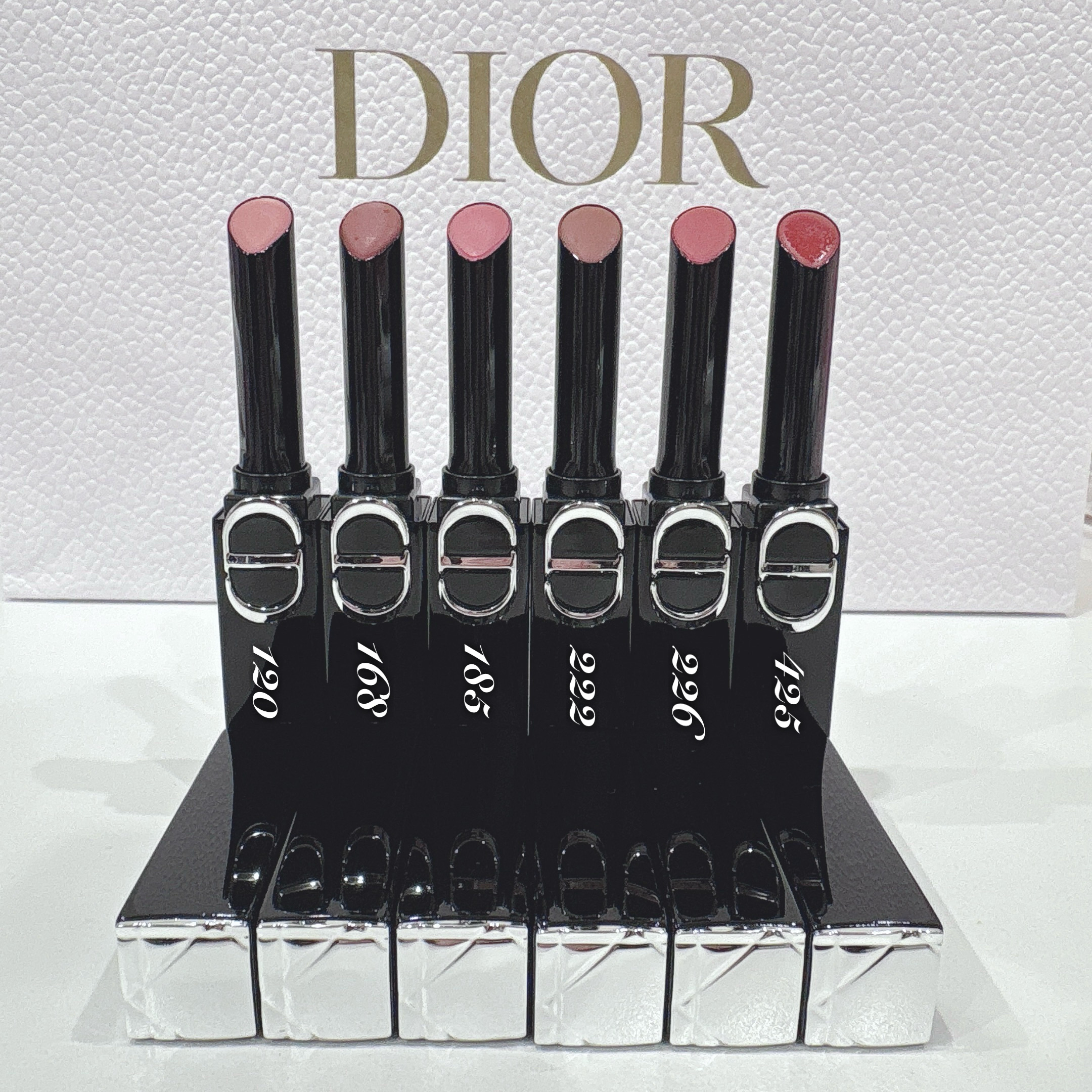 ルージュ ディオール オン ステージ/Dior/口紅・グロス・リップライナー・リップケアを使ったクチコミ（3枚目）