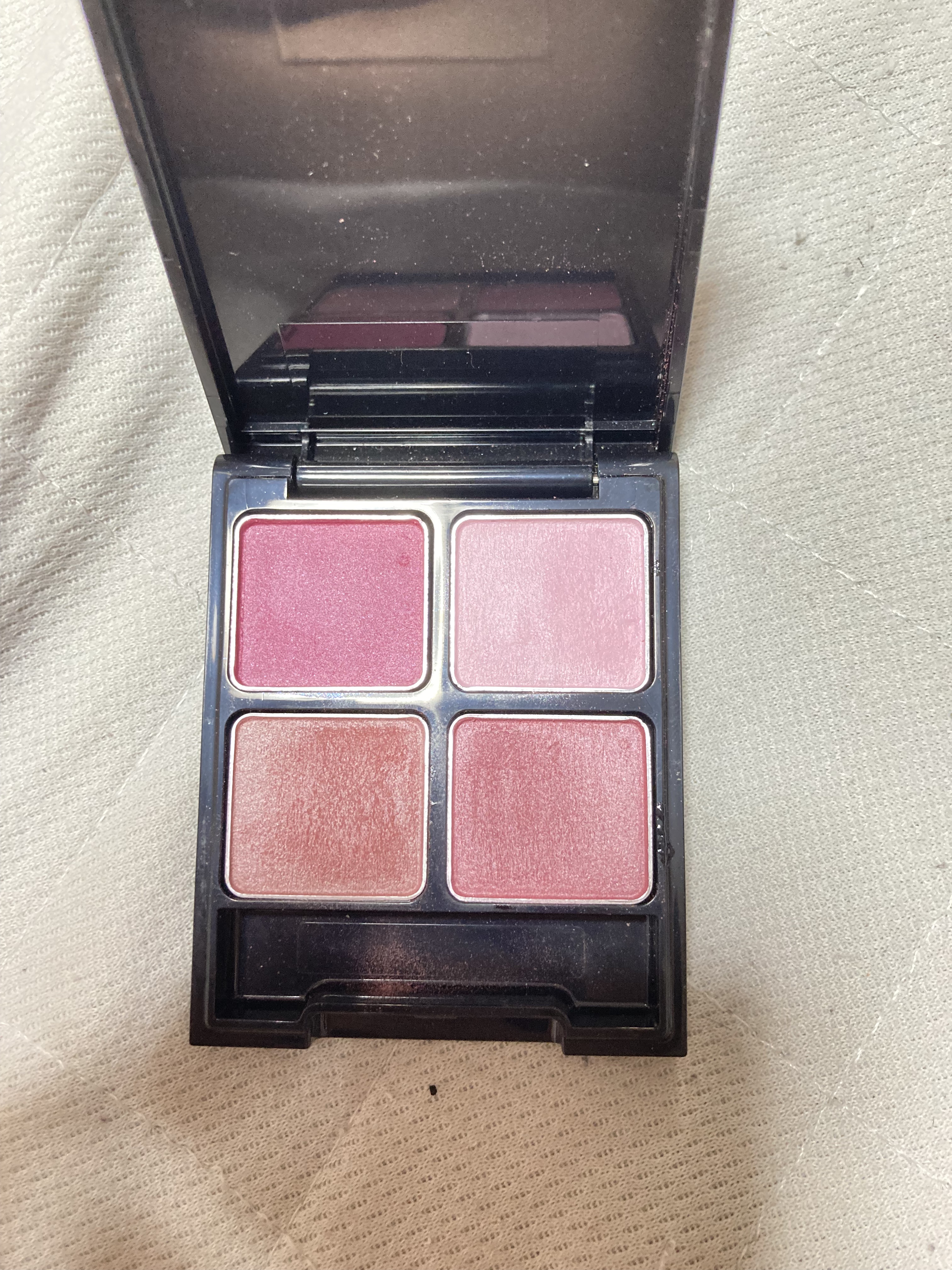 ラスティングマルチアイベース WP/キャンメイク/アイシャドウベースを使ったクチコミ（1枚目）