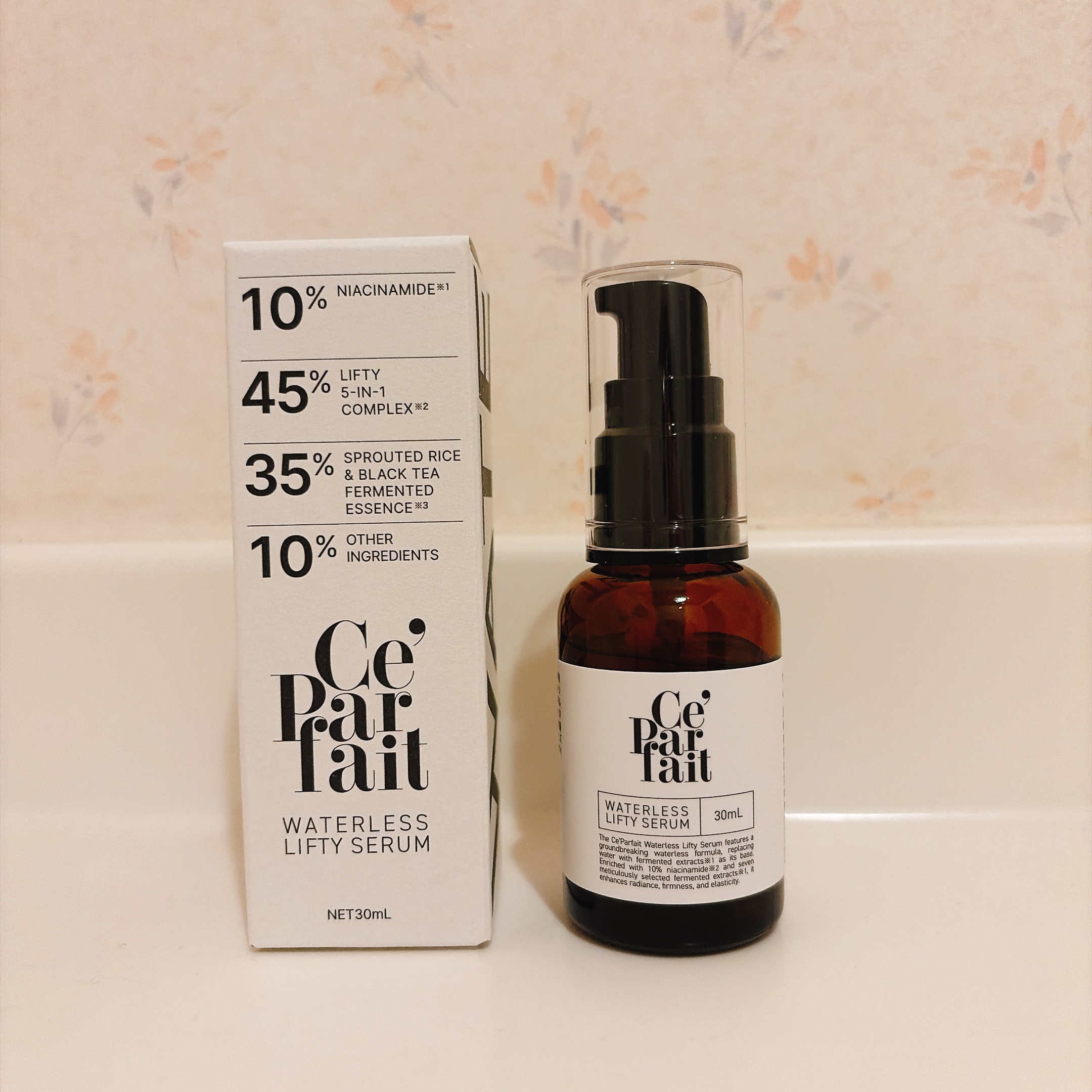 

🤎‎ セパルフェ ウォーターレスリフティセラム 🤍

~ 最先端の皮膚美容科学で注目 ~
水を一滴も使わない × 複合発酵

ウォーターレスだからこその究極濃度*
究極*の濃度が生む圧倒的な倍速実感🔥 .

シンプルな成分構成で本