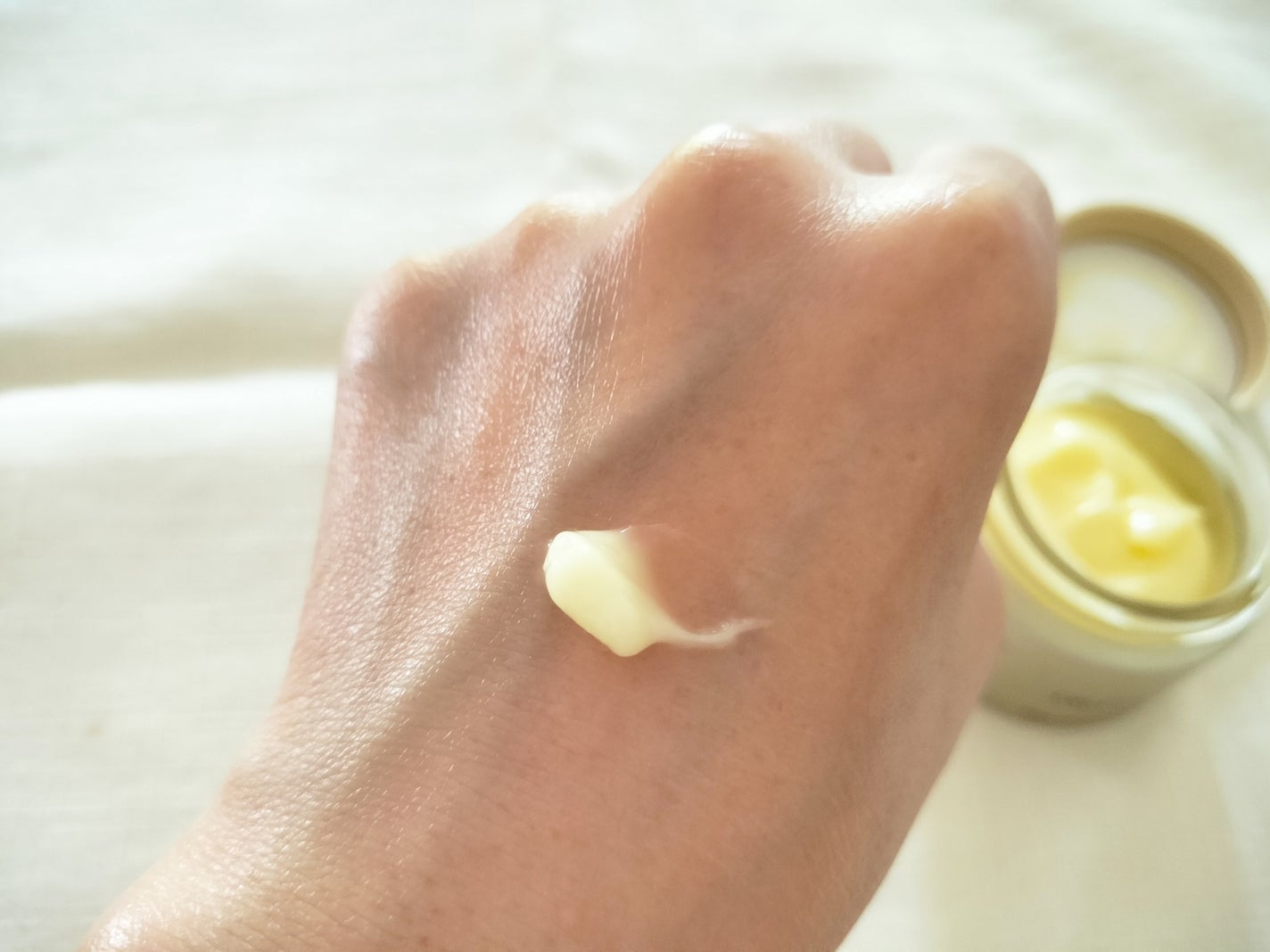 * a y a * on LIPS 「薬用アクアコラーゲンゲルエンリッチリンクルリペアを使っています..」(4枚目)