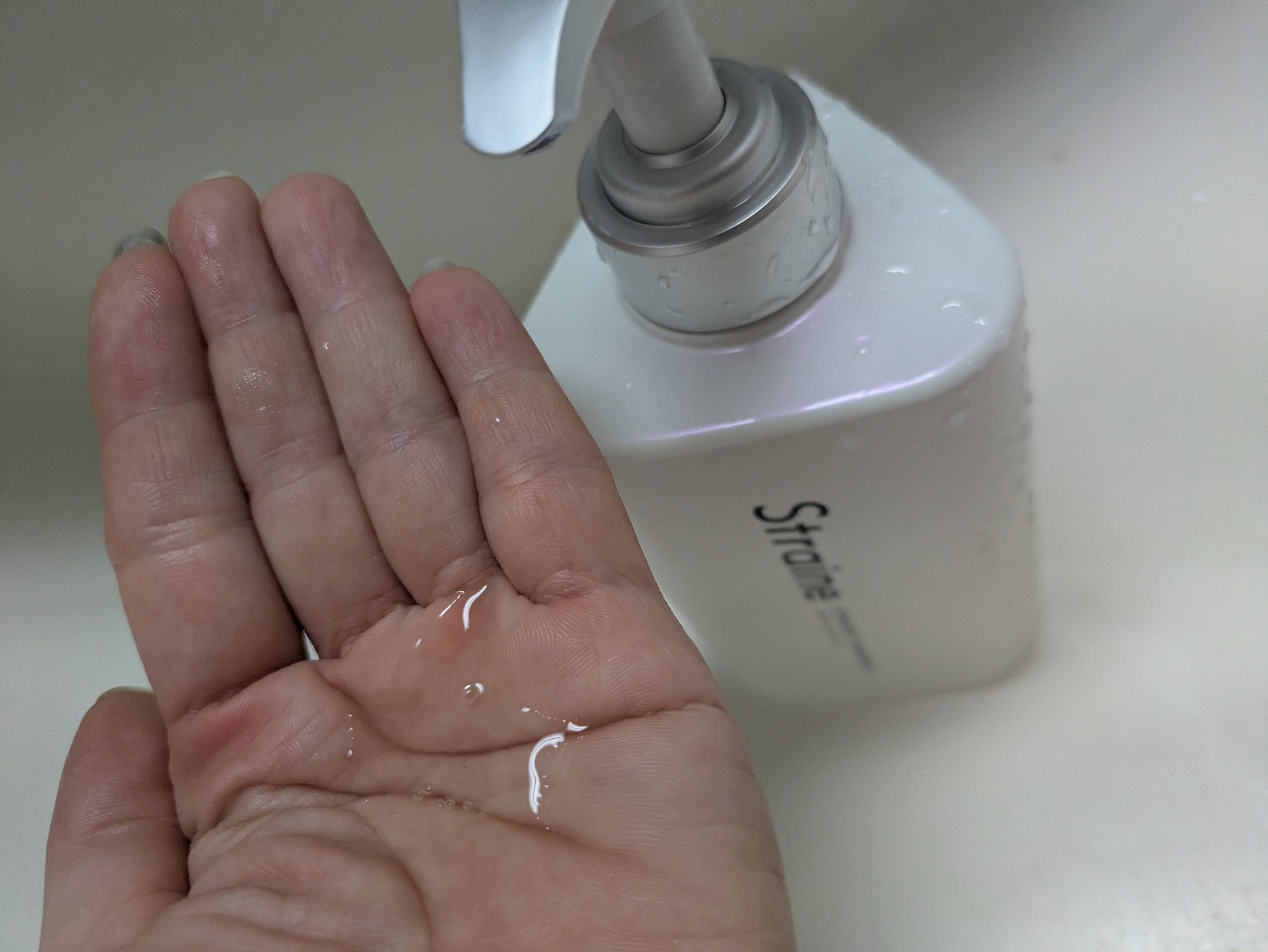 ストレートシャンプー/ストレートトリートメント ホワイトブロッサムの香り/Straine/市販シャンプーを使ったクチコミ（3枚目）