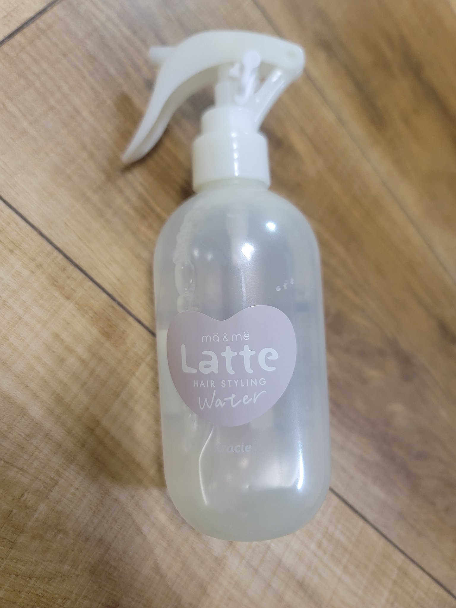 マー&ミー ウォーター/マー＆ミー　ラッテ/プレスタイリング・寝ぐせ直しを使ったクチコミ（1枚目）