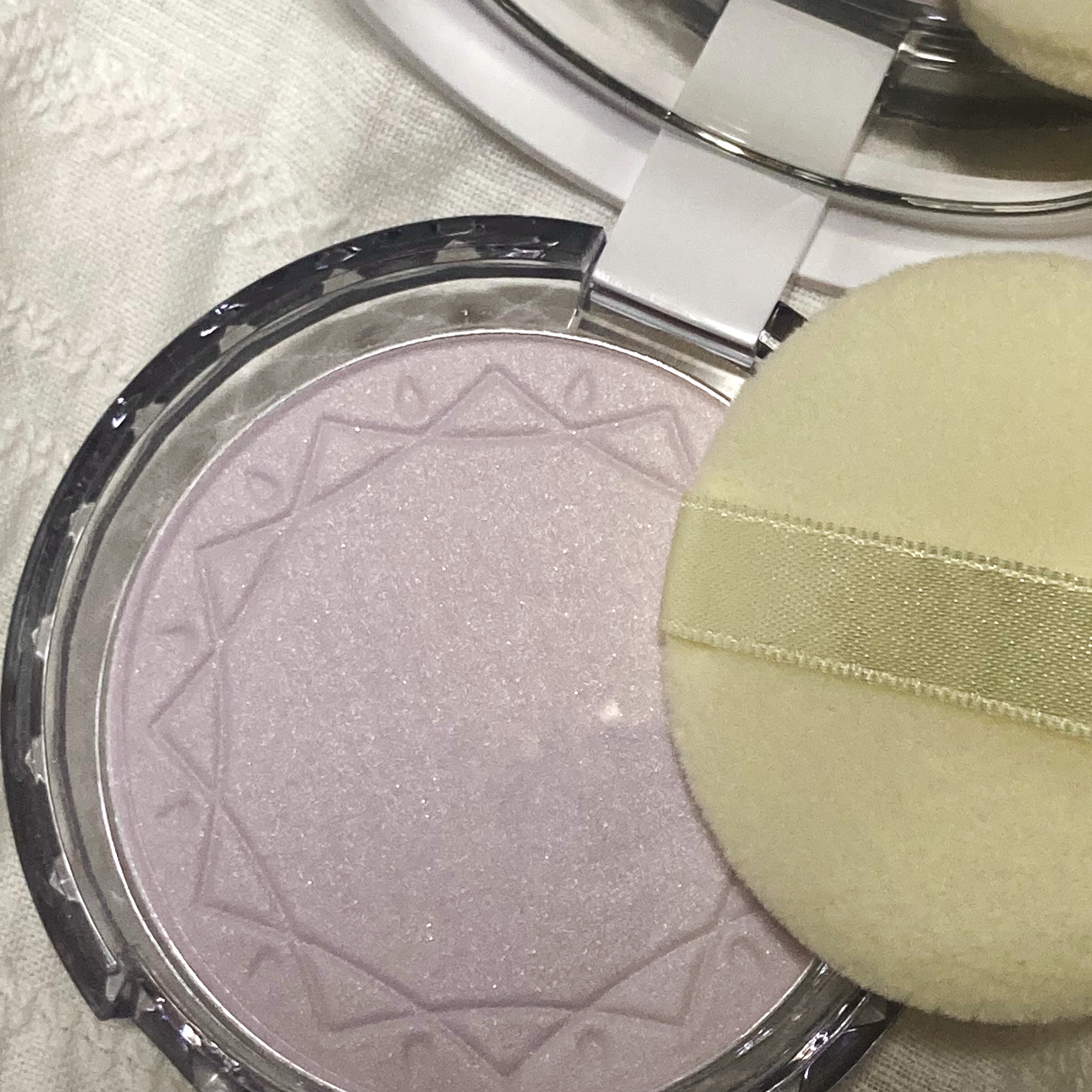 UVクリアフェイスパウダー/CEZANNE/プレストパウダーを使ったクチコミ（3枚目）