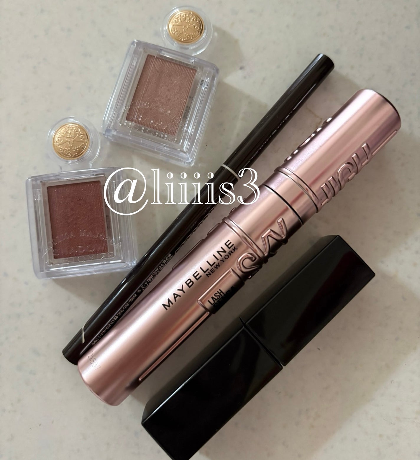 シャドーカスタマイズ/MAJOLICA MAJORCA/単色アイシャドウを使ったクチコミ(1枚目)