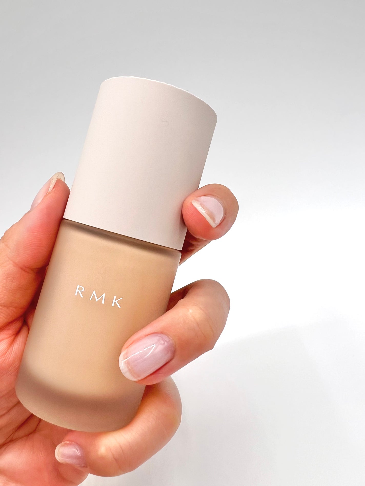 RMK リクイドファンデーション フローレスカバレッジ プラス/RMK/リキッドファンデーションを使ったクチコミ(5枚目)