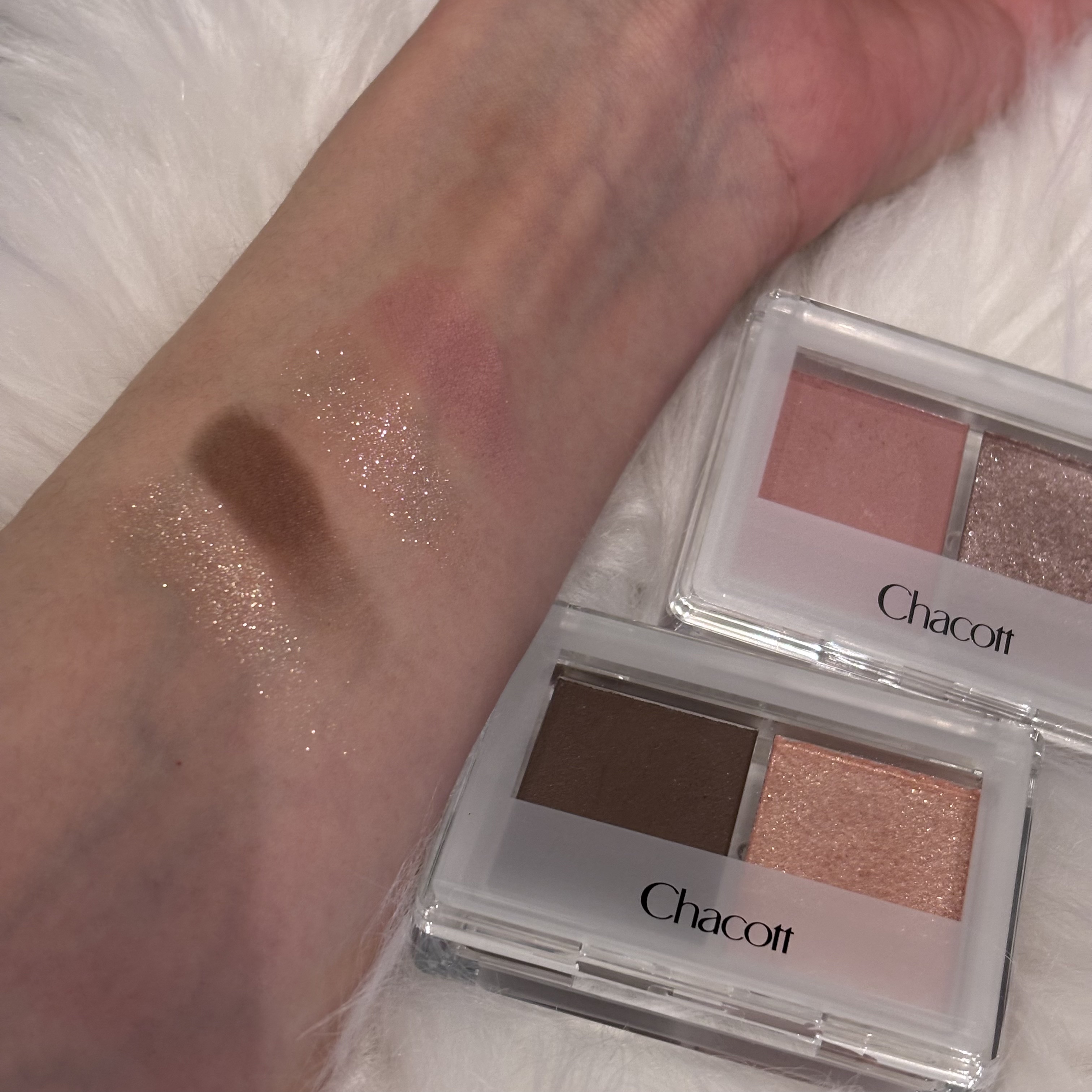 アイシャドウDUO/チャコット・コスメティクス/アイシャドウパレットを使ったクチコミ（1枚目）