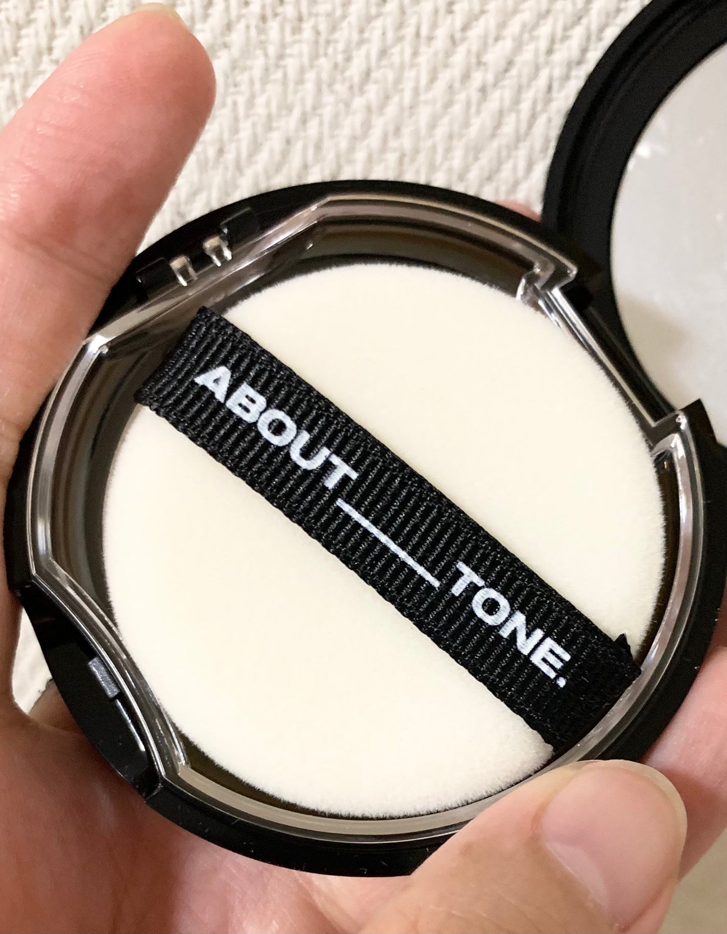 ブラーパウダーパクト/ABOUT TONE/プレストパウダーを使ったクチコミ(2枚目)