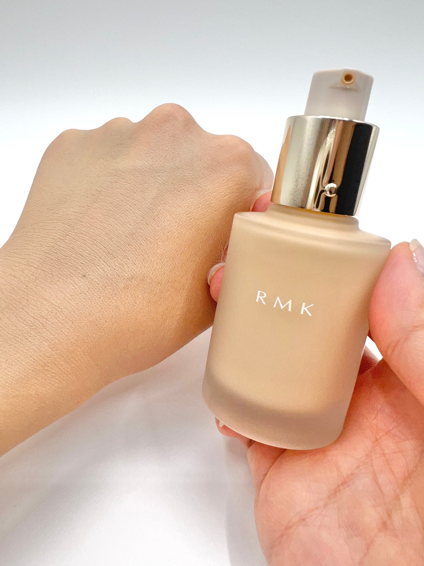 RMK リクイドファンデーション フローレスカバレッジ プラス/RMK/リキッドファンデーションを使ったクチコミ(4枚目)