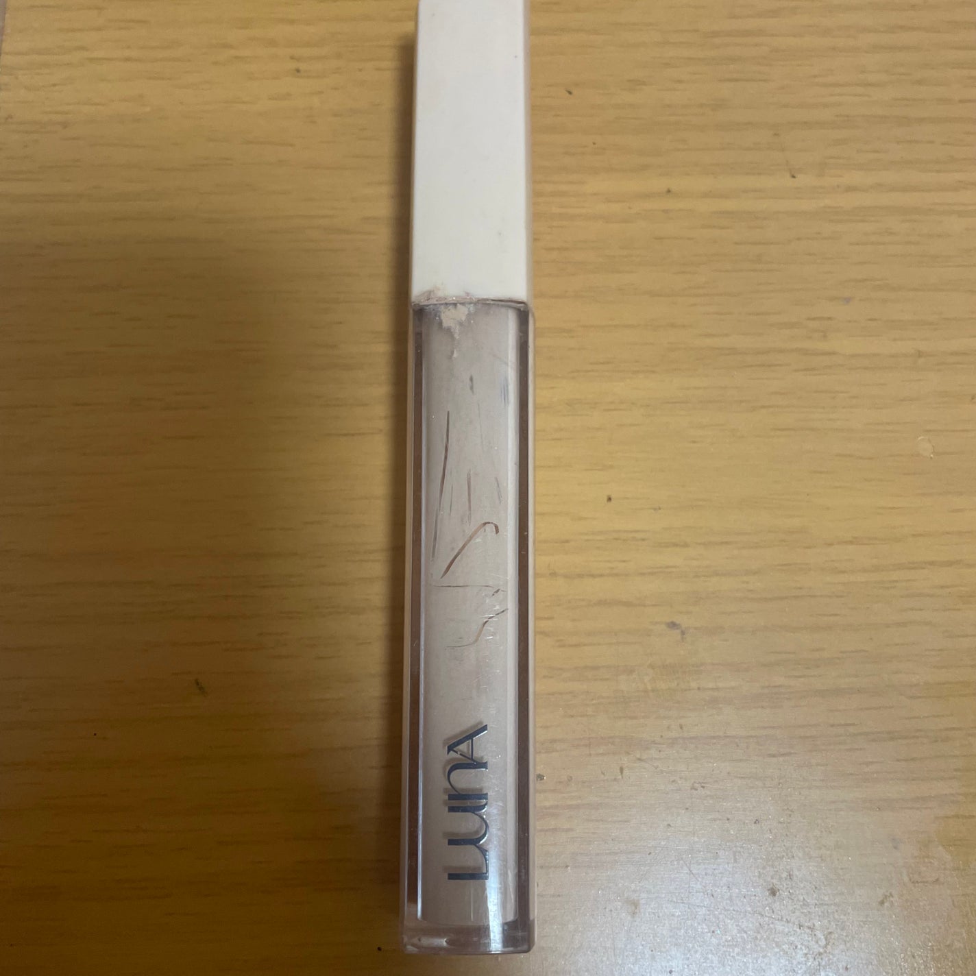 ロングラスティングチップコンシーラーフィックシングフィット/LUNA/リキッドコンシーラーを使ったクチコミ(1枚目)