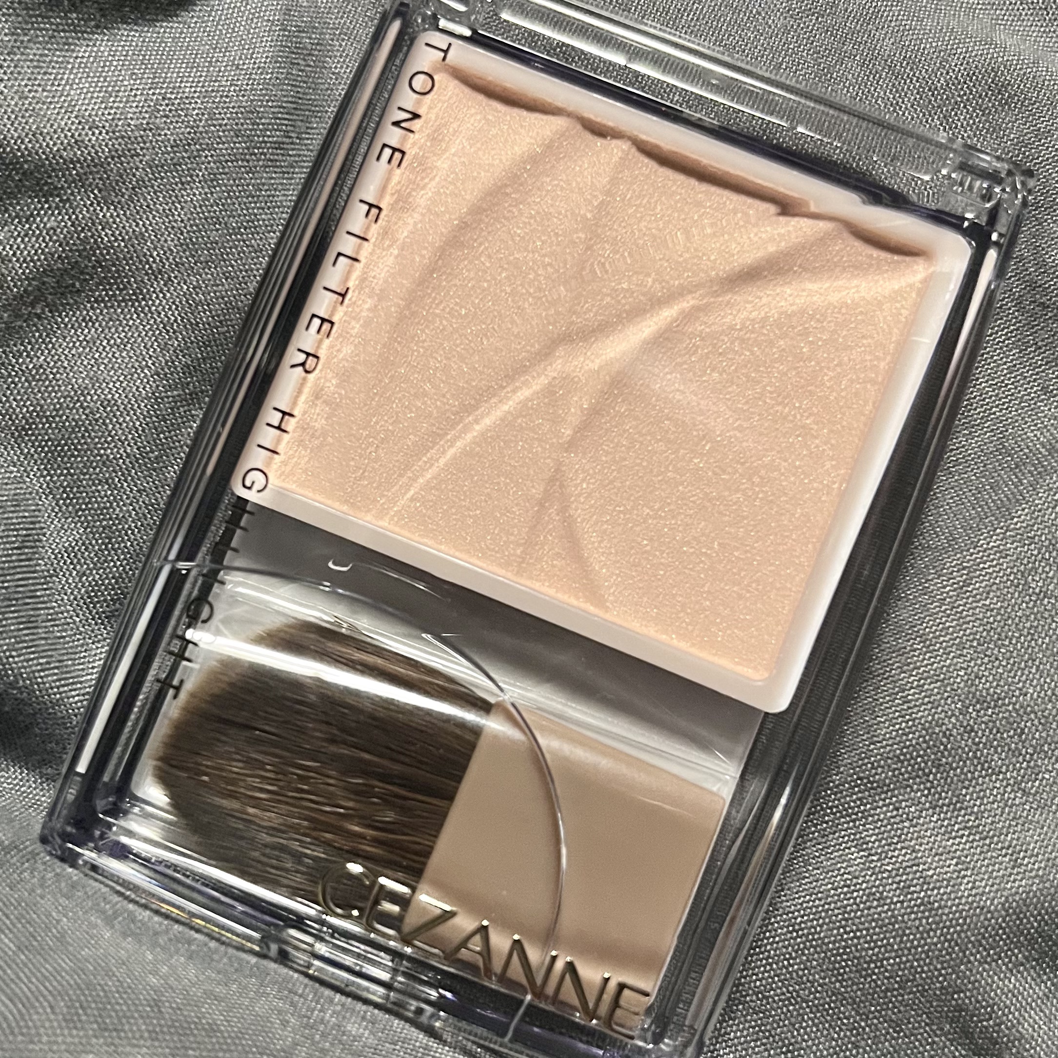 トーンフィルターハイライト/CEZANNE/パウダーハイライトを使ったクチコミ（1枚目）