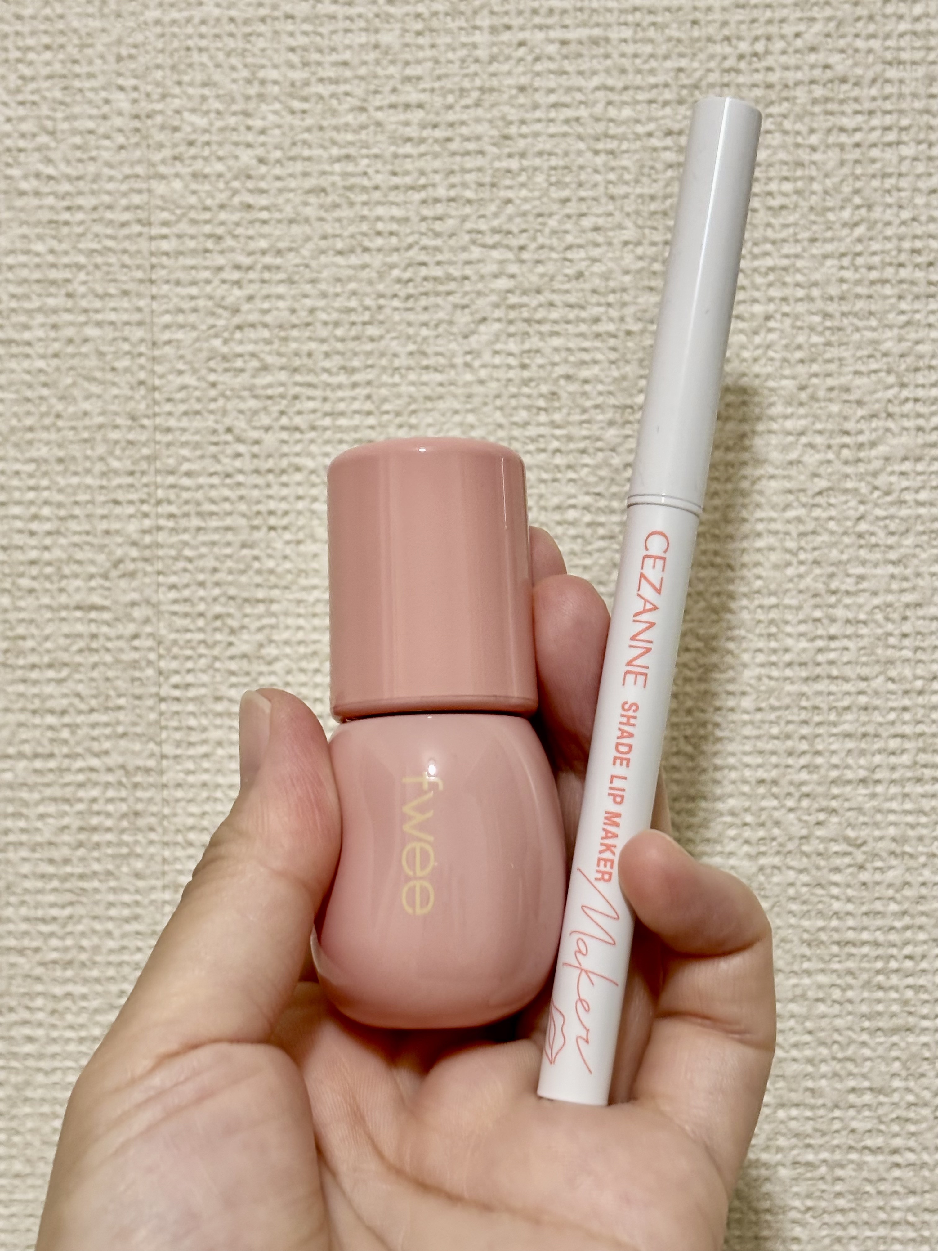 フィー 3Dボリューミンググロス/fwee/リップグロスを使ったクチコミ（1枚目）