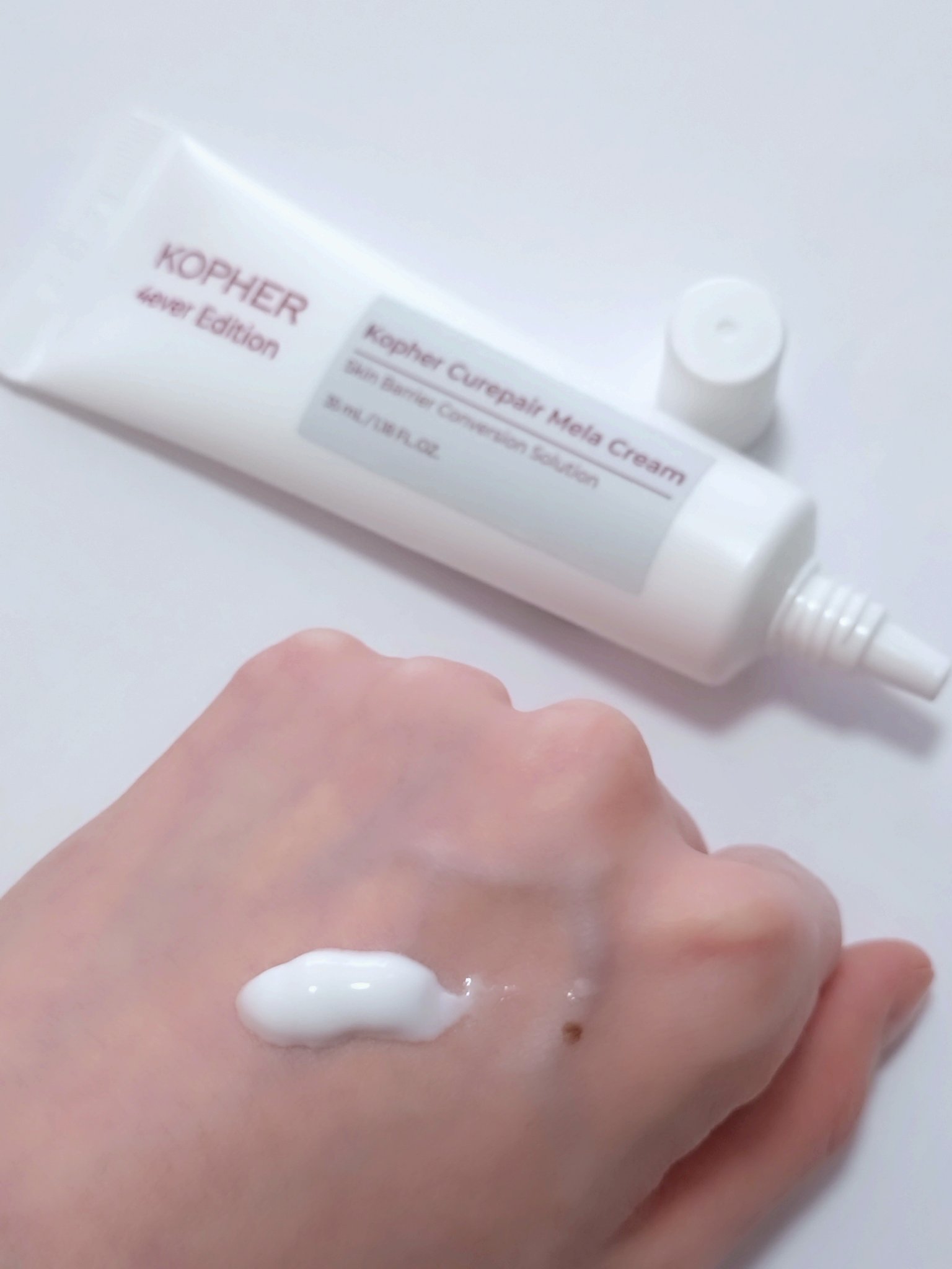 メガコスメランドにて
KOPHERさまより
CUREPAIR MELA CREAMをいただきました🎁　#提供

ラベンダーの良い香りで癒されながら
しっかりクリームでフタができる感じがして好き😍

香りが気に入らないと
継続して使わなか