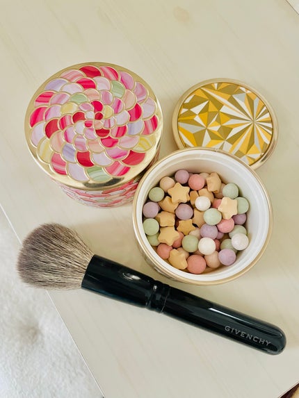 メテオリット ビーユ/GUERLAIN/フェイスパウダーを使ったクチコミ(1枚目)