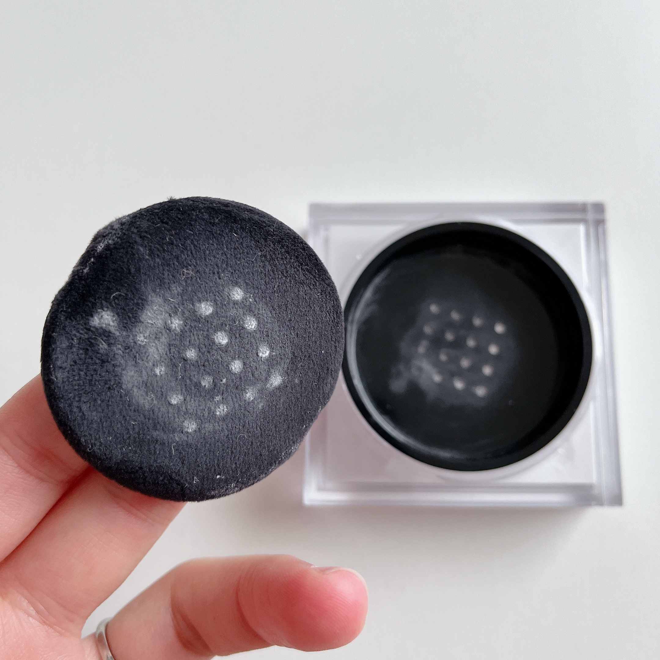 アンリミテッド ラスティング フルイド/shu uemura/リキッドファンデーションを使ったクチコミ（3枚目）