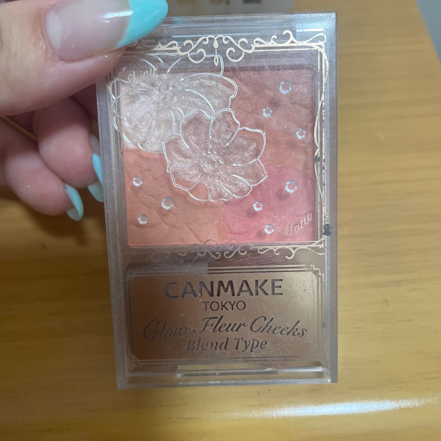 グロウフルールチークス(ブレンドタイプ)/キャンメイク/パウダーチークを使ったクチコミ(1枚目)