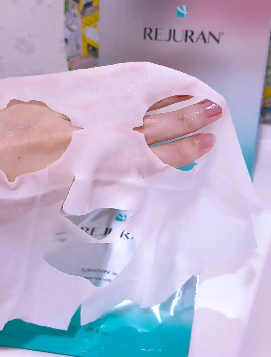 REJURAN ターンオーバーマスク(5枚入り)/REJURAN COSMETICS/シートマスク・パックを使ったクチコミ（2枚目）