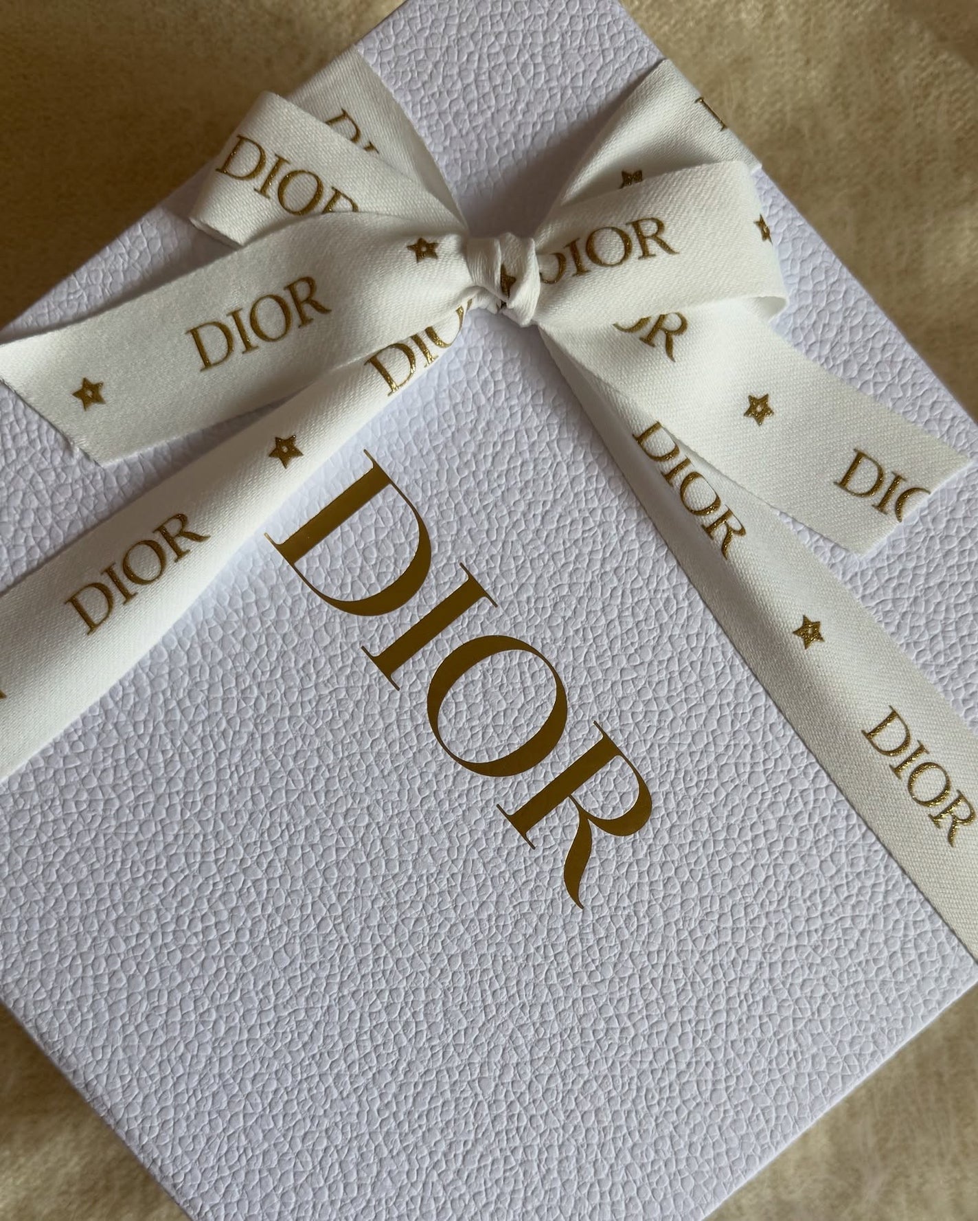 juin“見た目マイナス7歳を目指す” on LIPS 「Dior🎄クチュールアイパレット(ホリデーコレクション2025..」(4枚目)