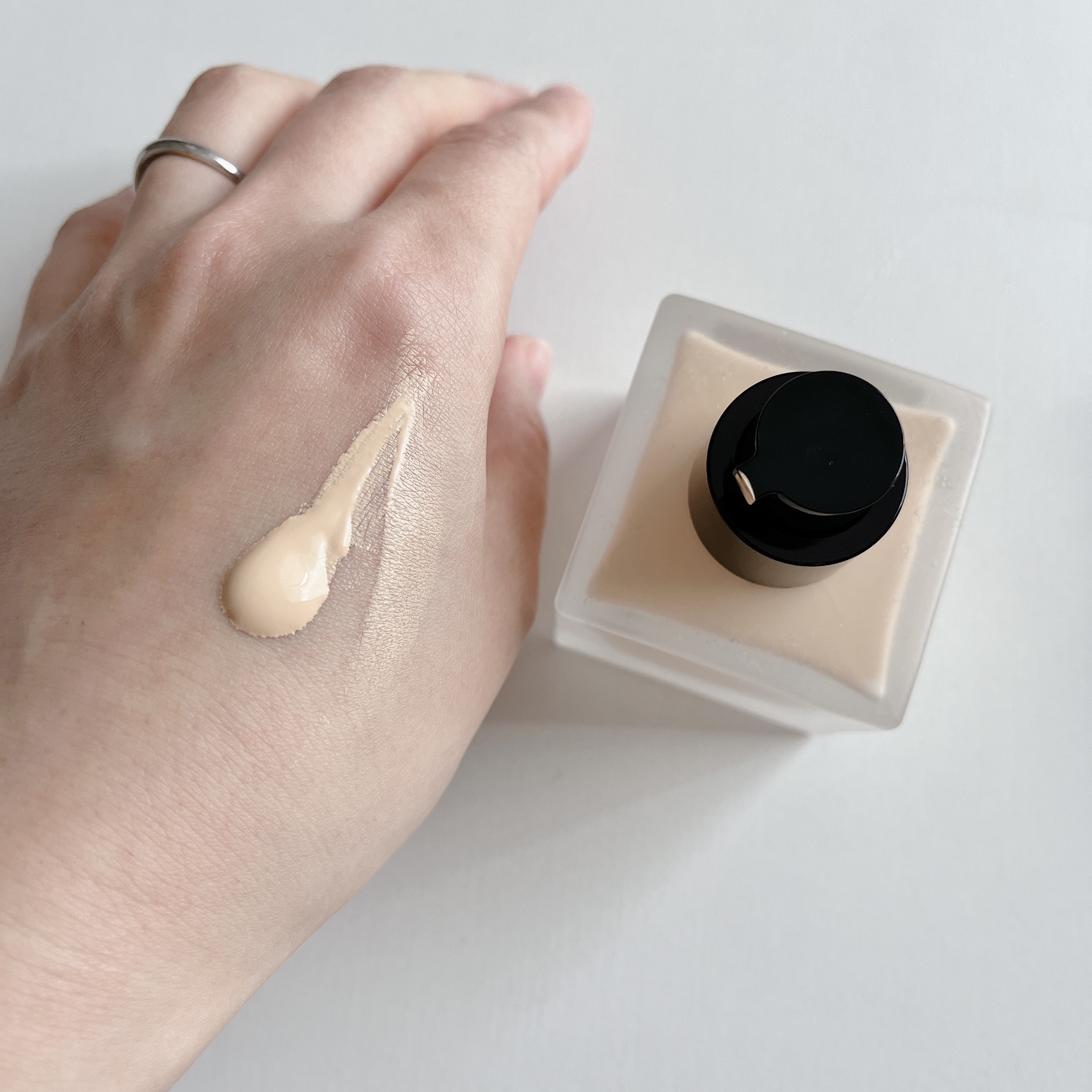 アンリミテッド ラスティング フルイド/shu uemura/リキッドファンデーションを使ったクチコミ（2枚目）