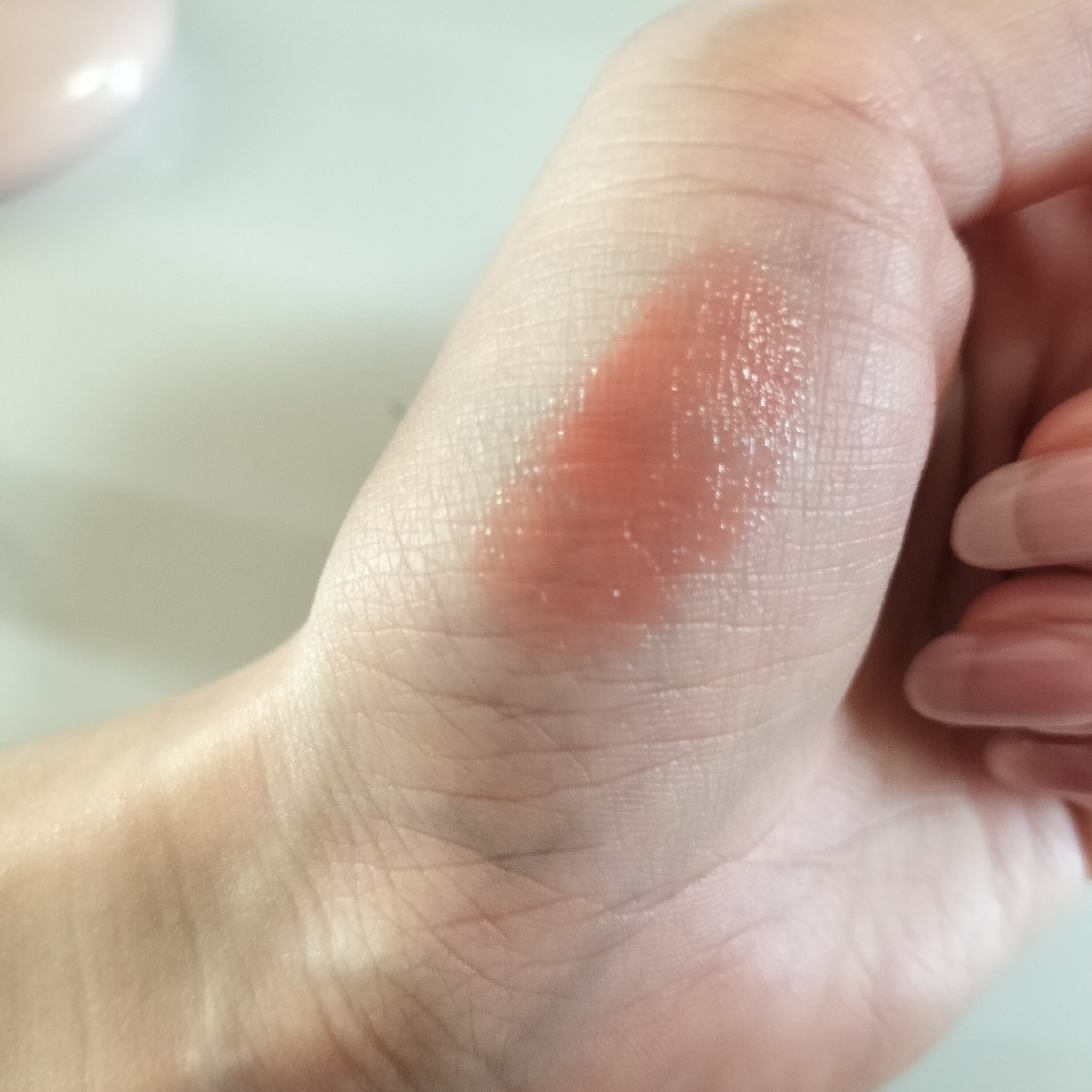 エッセンス プランプバーム PK880 スウィートポメロ/Visée/リッププランパーを使ったクチコミ（2枚目）