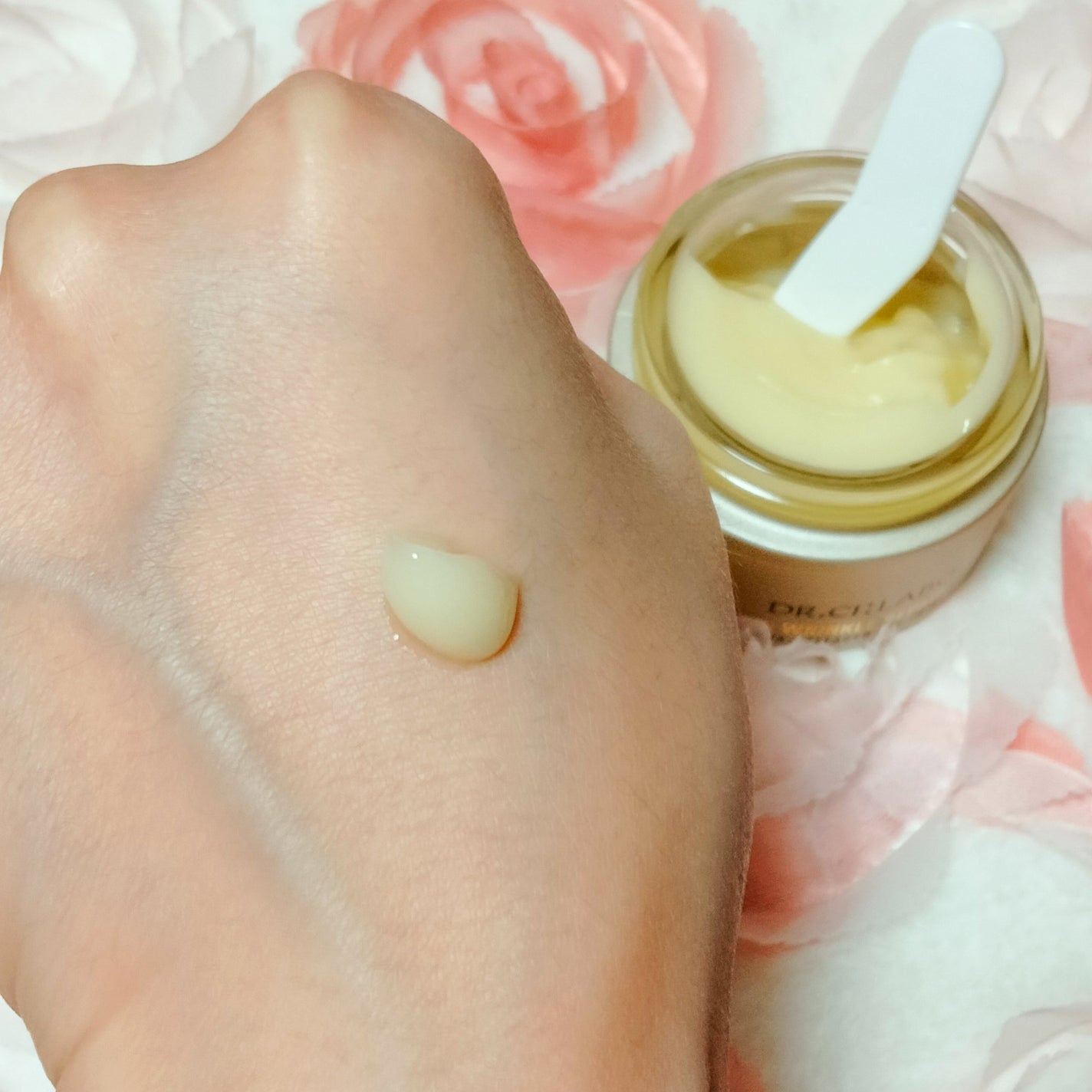 薬用アクアコラーゲンゲル エンリッチリンクルリペア/ドクターシーラボⓇ/フェイスクリームを使ったクチコミ(2枚目)