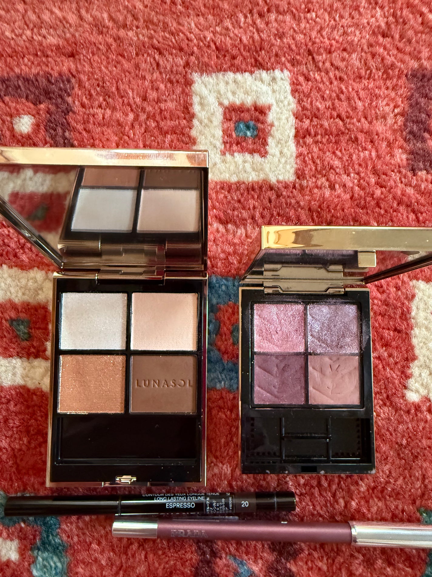 クチュール ミニ クラッチ/YVES SAINT LAURENT BEAUTE/アイシャドウパレットを使ったクチコミ(2枚目)