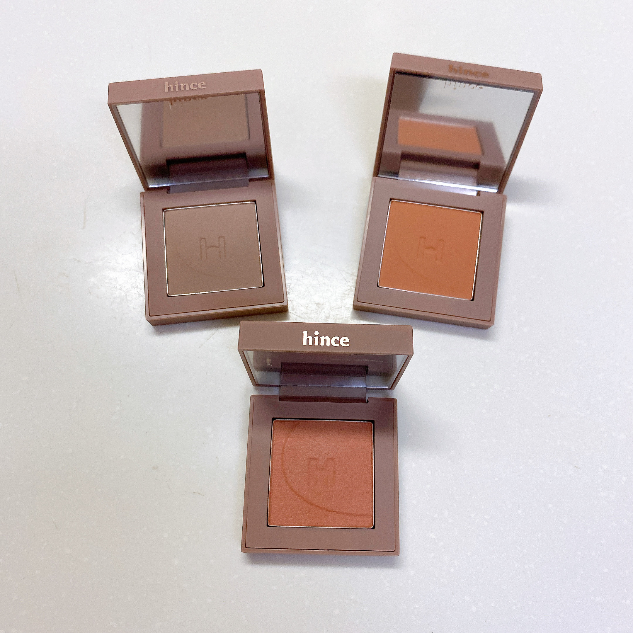 ニューデップスアイシャドウ/hince/単色アイシャドウを使ったクチコミ（1枚目）