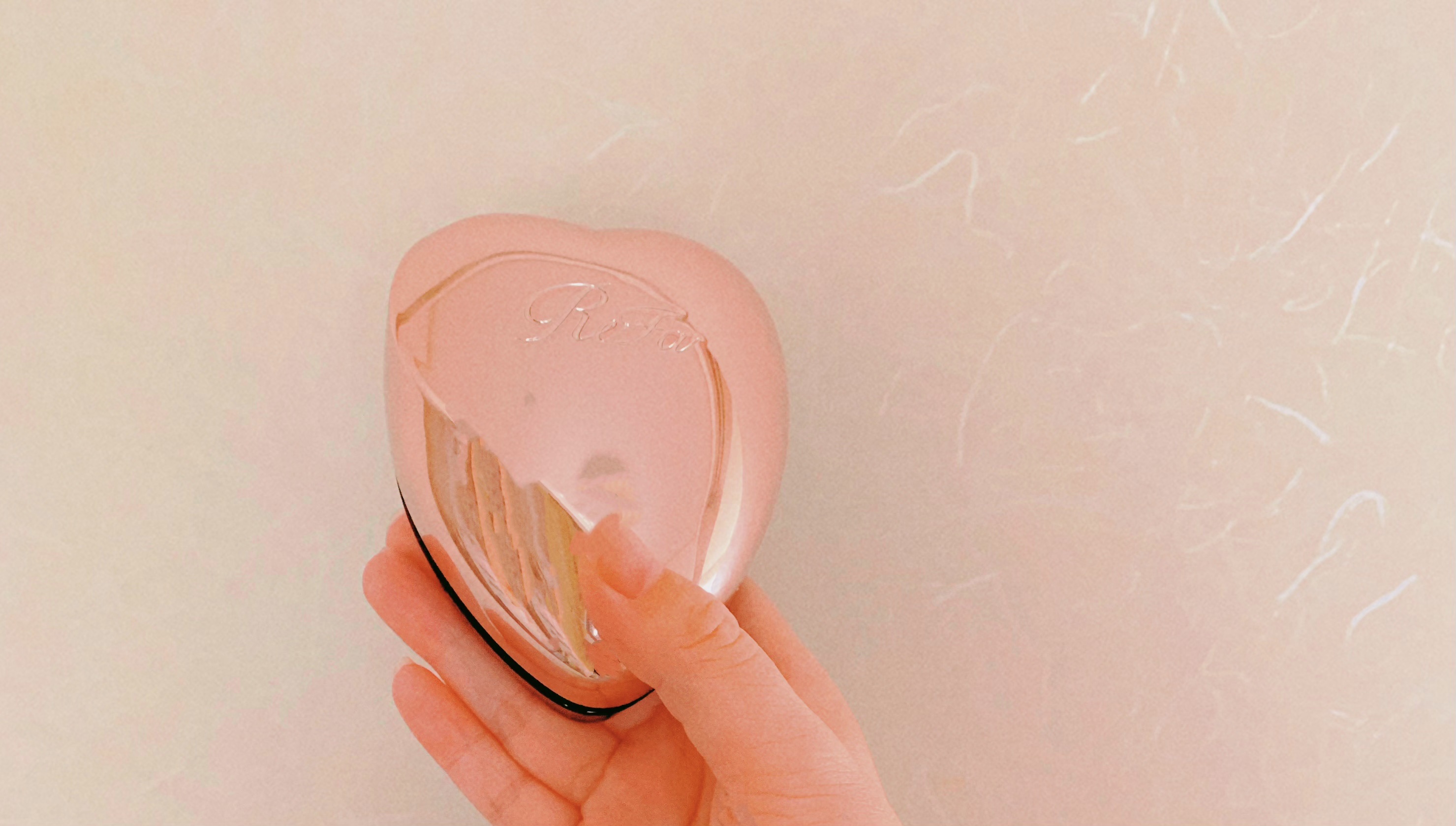 リファ ハートブラシ/ReFa/頭皮ケアを使ったクチコミ（1枚目）