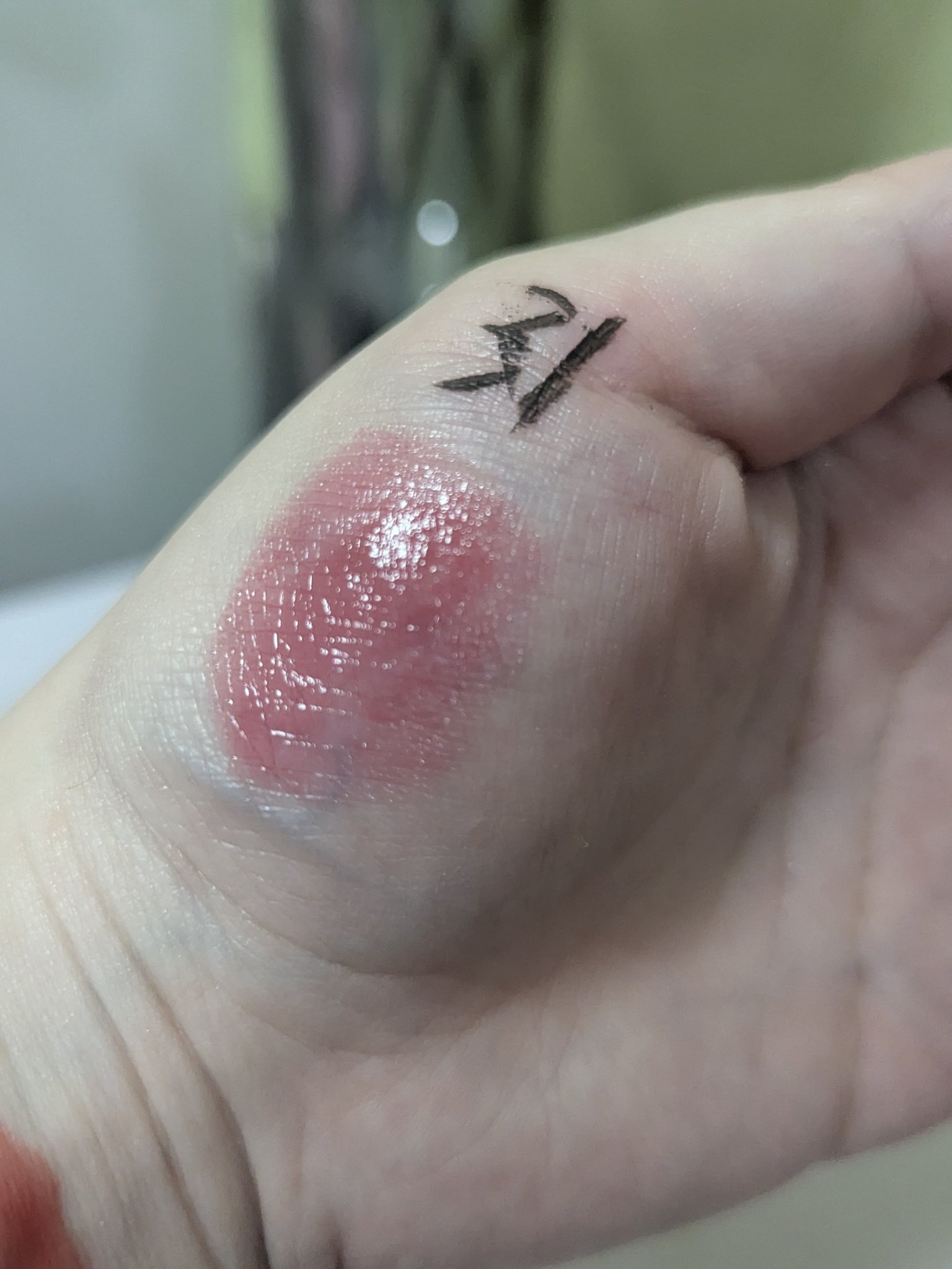 3CE グレイジーリップグロウ #31 ラベンダークリーム/3CE/リップグロスを使ったクチコミ（3枚目）