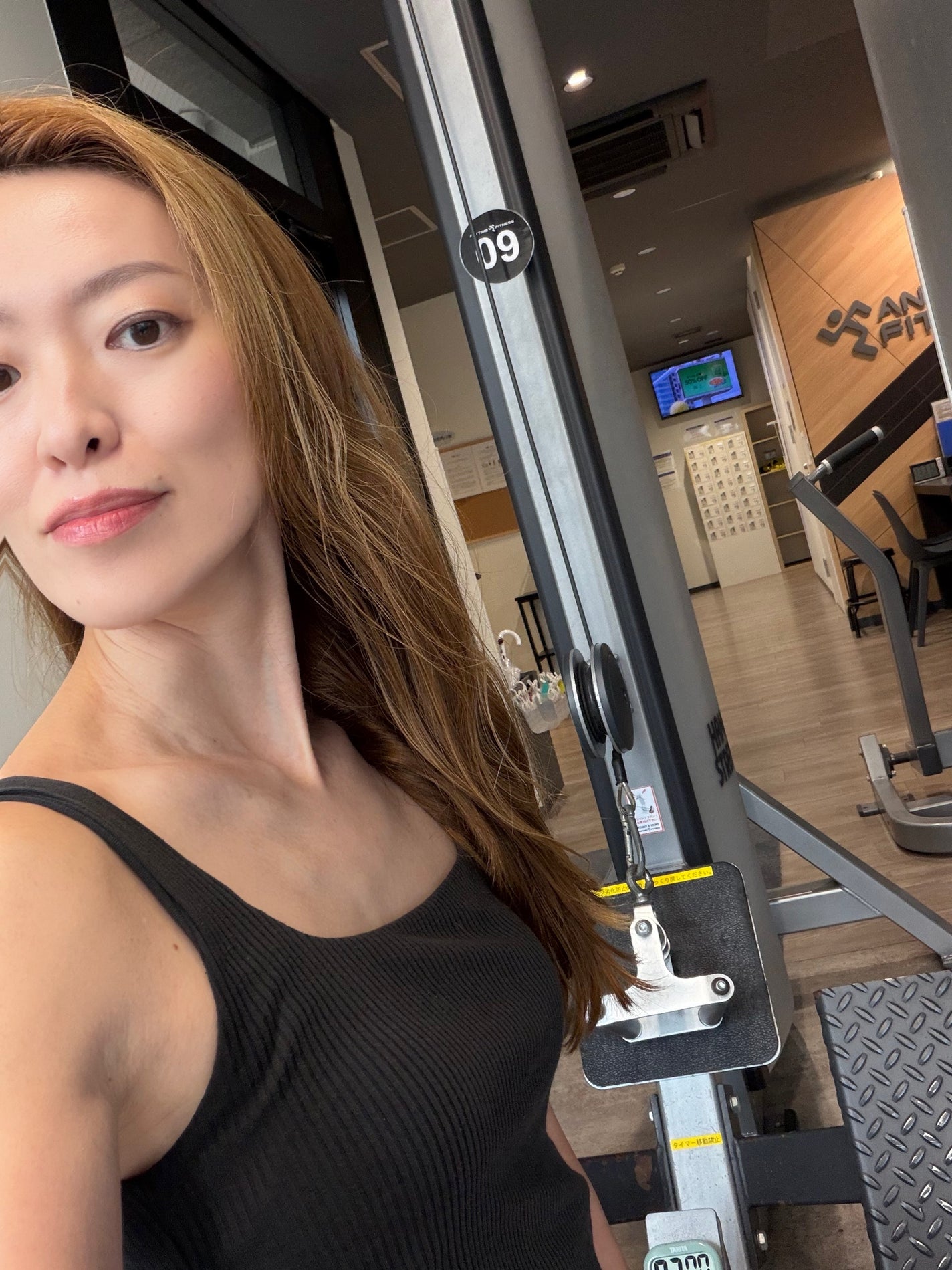 chicca 特殊メイクさんの偏愛美容 on LIPS 「週1パーソナルトレーニング週4自主筋トレ週1ヨガ🧘♂️をして..」(2枚目)