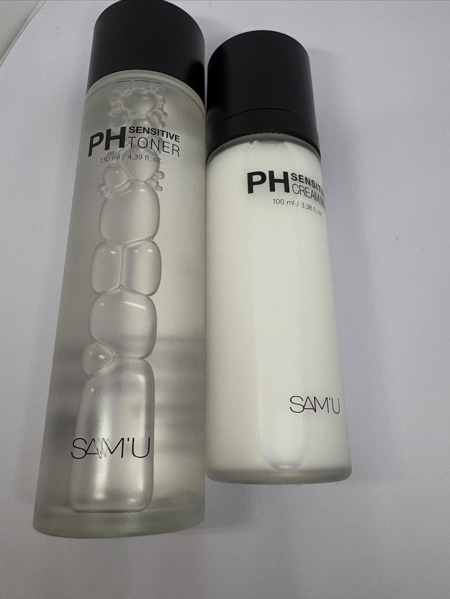 敏感肌さん必見👀💧
[サミュ / SAM’U]の定番 PHセンシティブライン をお試ししました✨

弱酸性×低刺激だから、敏感肌でも負担なく使えるデイリースキンケアライン。
その中でも特におすすめなのがこの２つ👇

① PHセンシティ