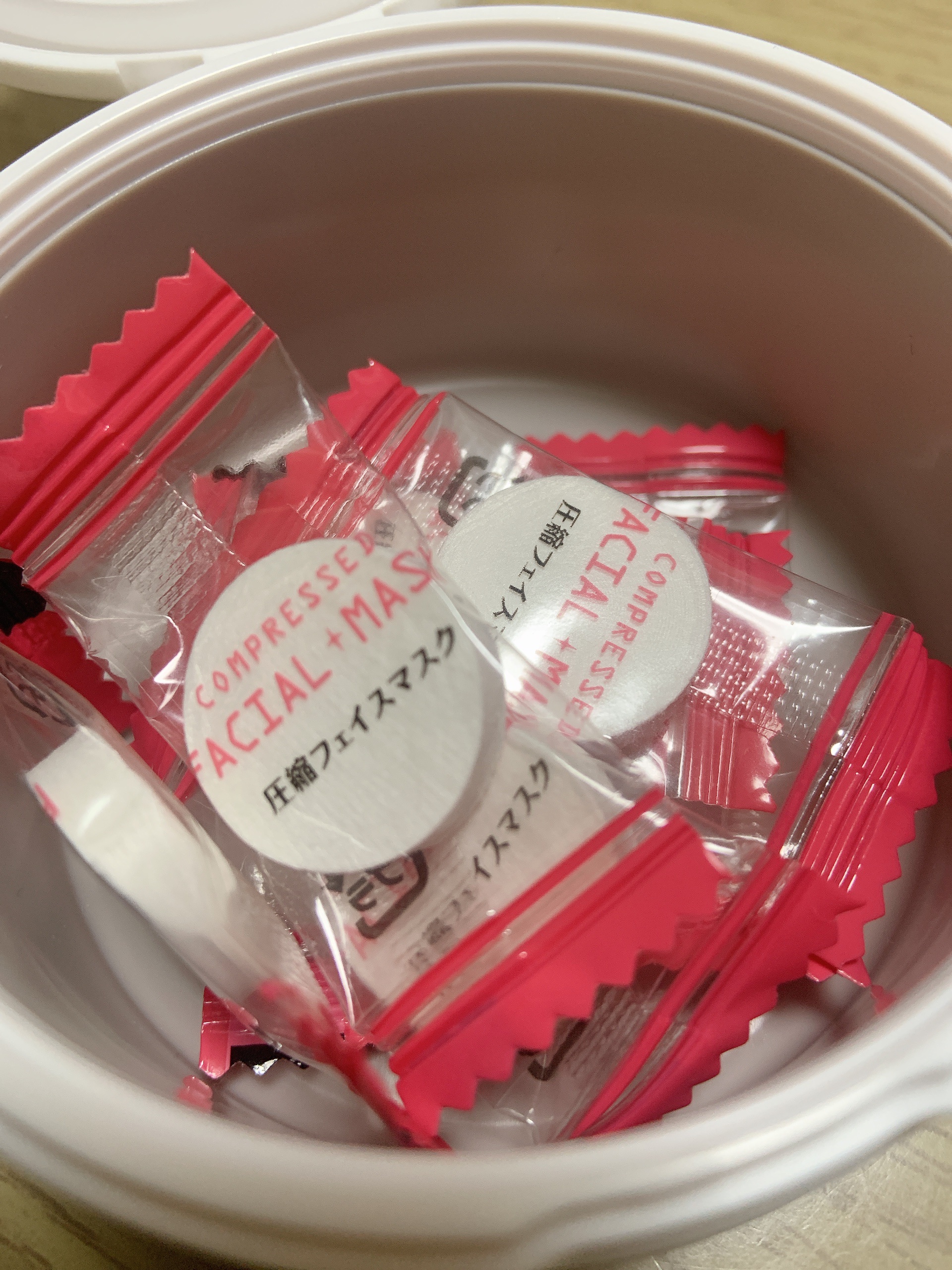 圧縮フェイスマスク/DAISO/シートマスク・パックを使ったクチコミ（2枚目）