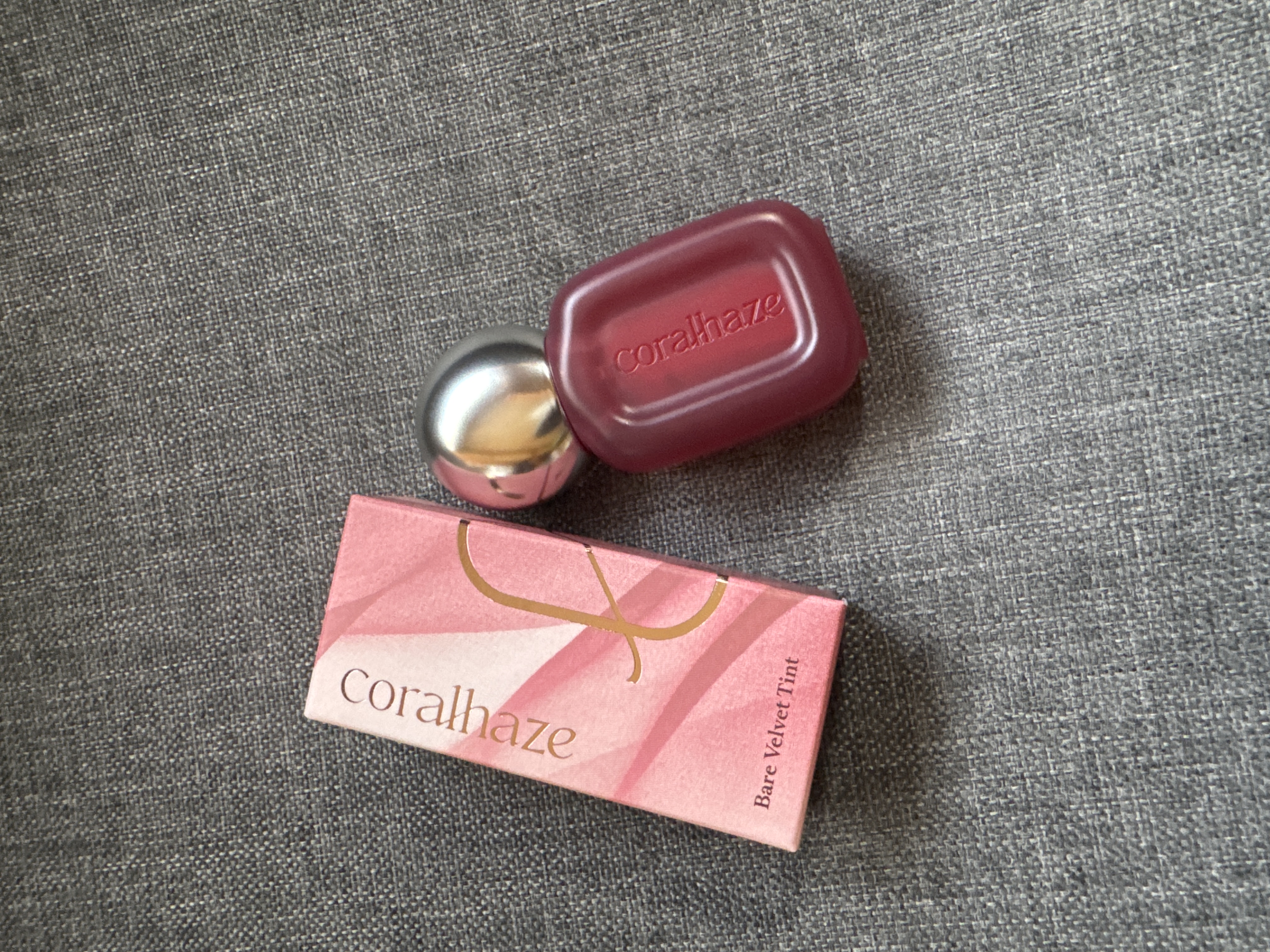ベア ベルベット ティント 303 グアバコーラル/Coralhaze/リップティントを使ったクチコミ（2枚目）