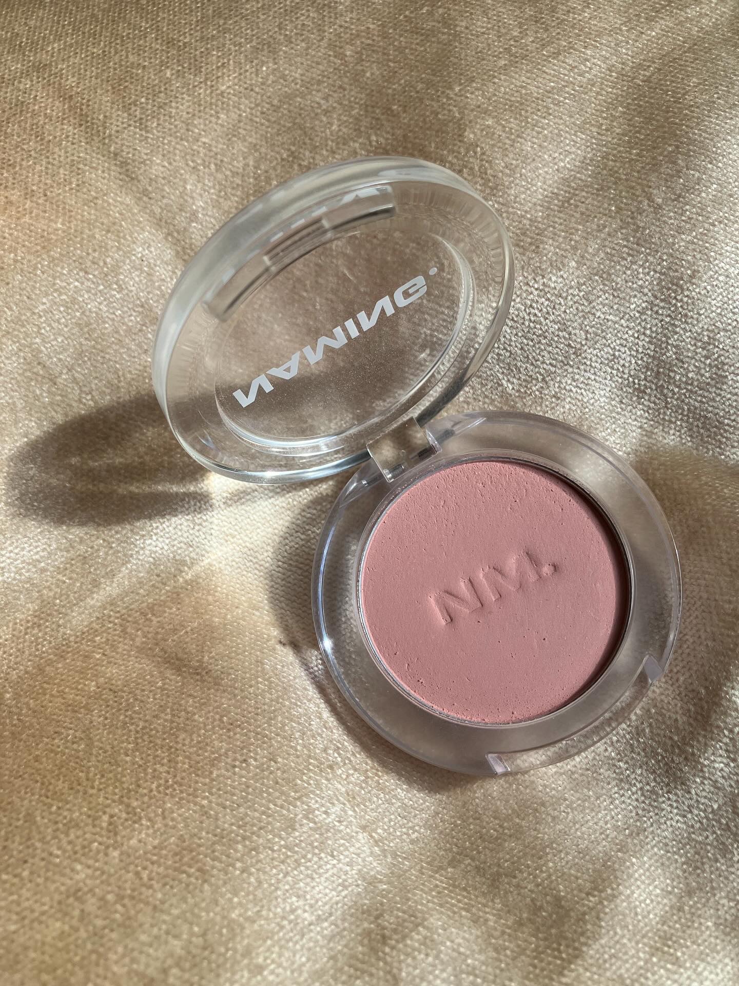 ネーミング フラッフィーパウダーブラッシュ PKS01 HALO/NAMING./パウダーチークを使ったクチコミ（2枚目）