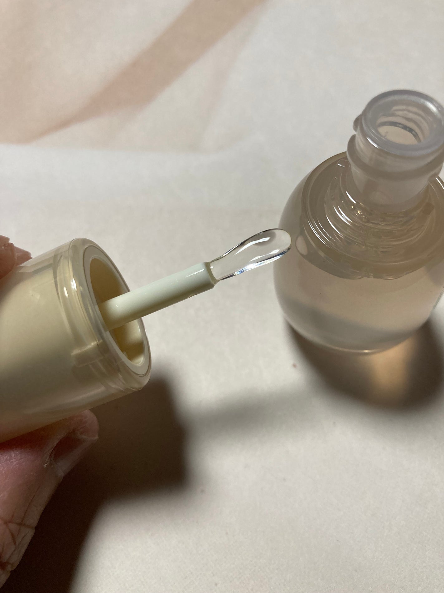 フィー 3Dチェインジンググロス/fwee/リップグロスを使ったクチコミ(3枚目)