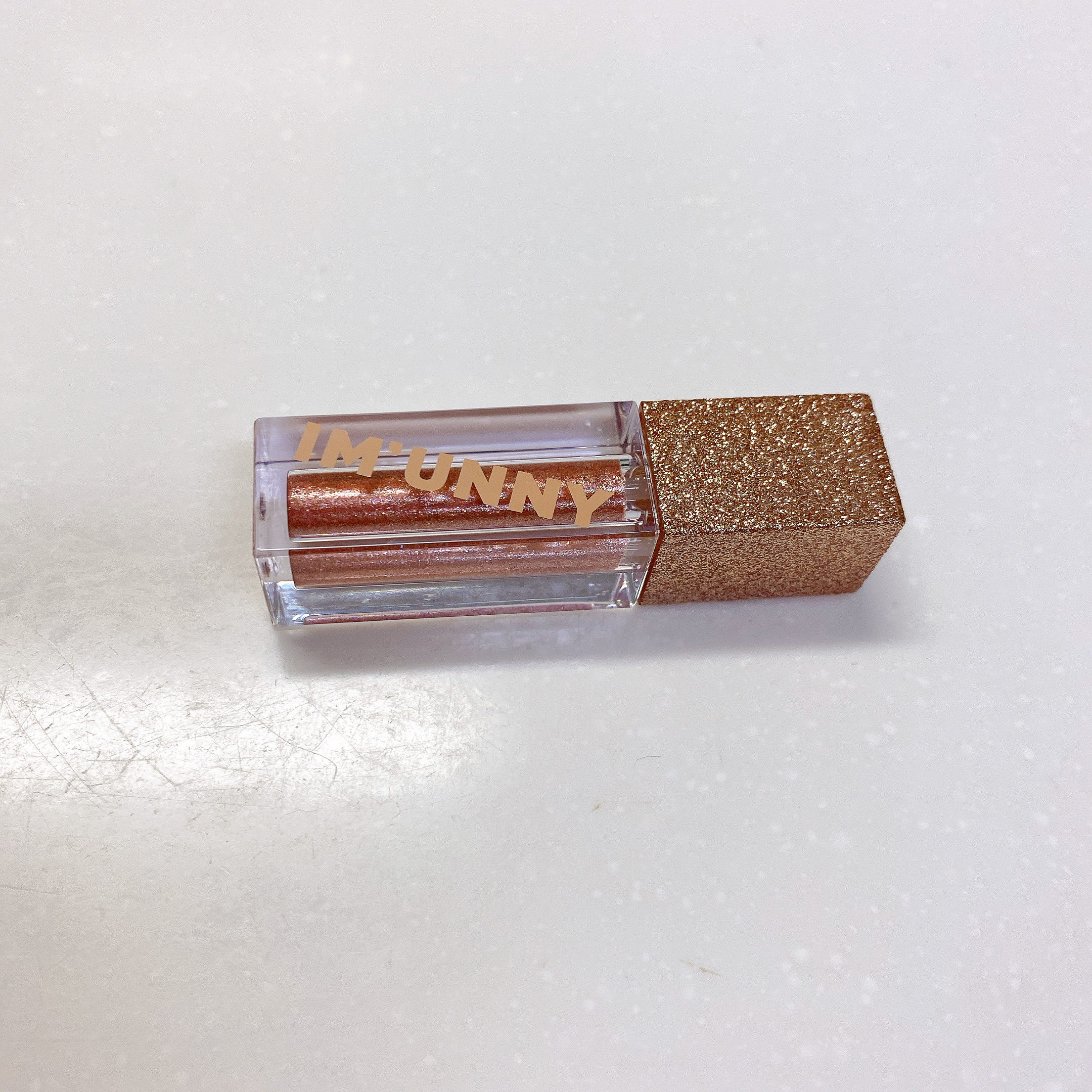 ダズリングリキッドグリッター/IM UNNY/グリッターを使ったクチコミ（1枚目）